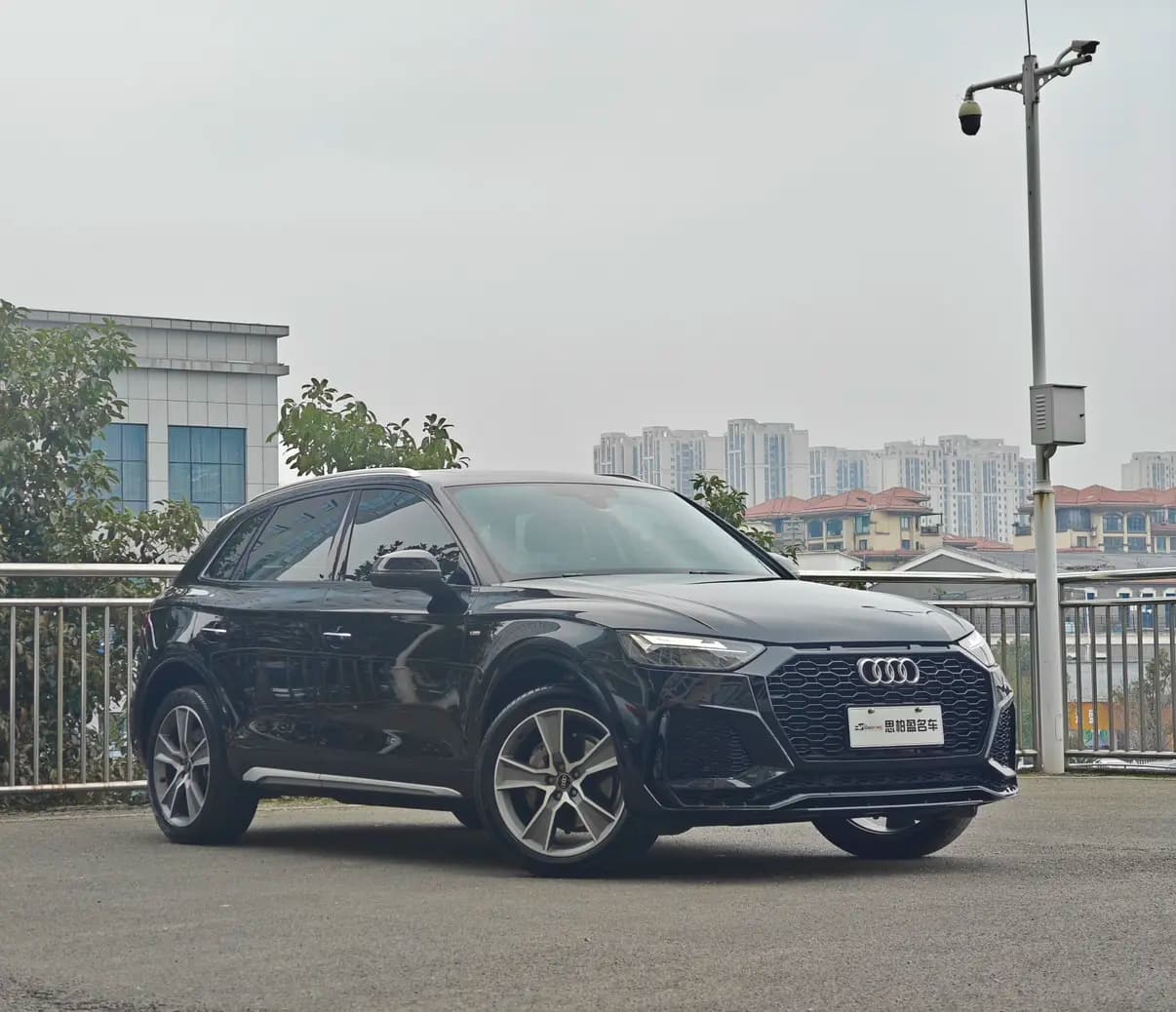 Audi Q5L 2023 г. 49026 км. — фото 3