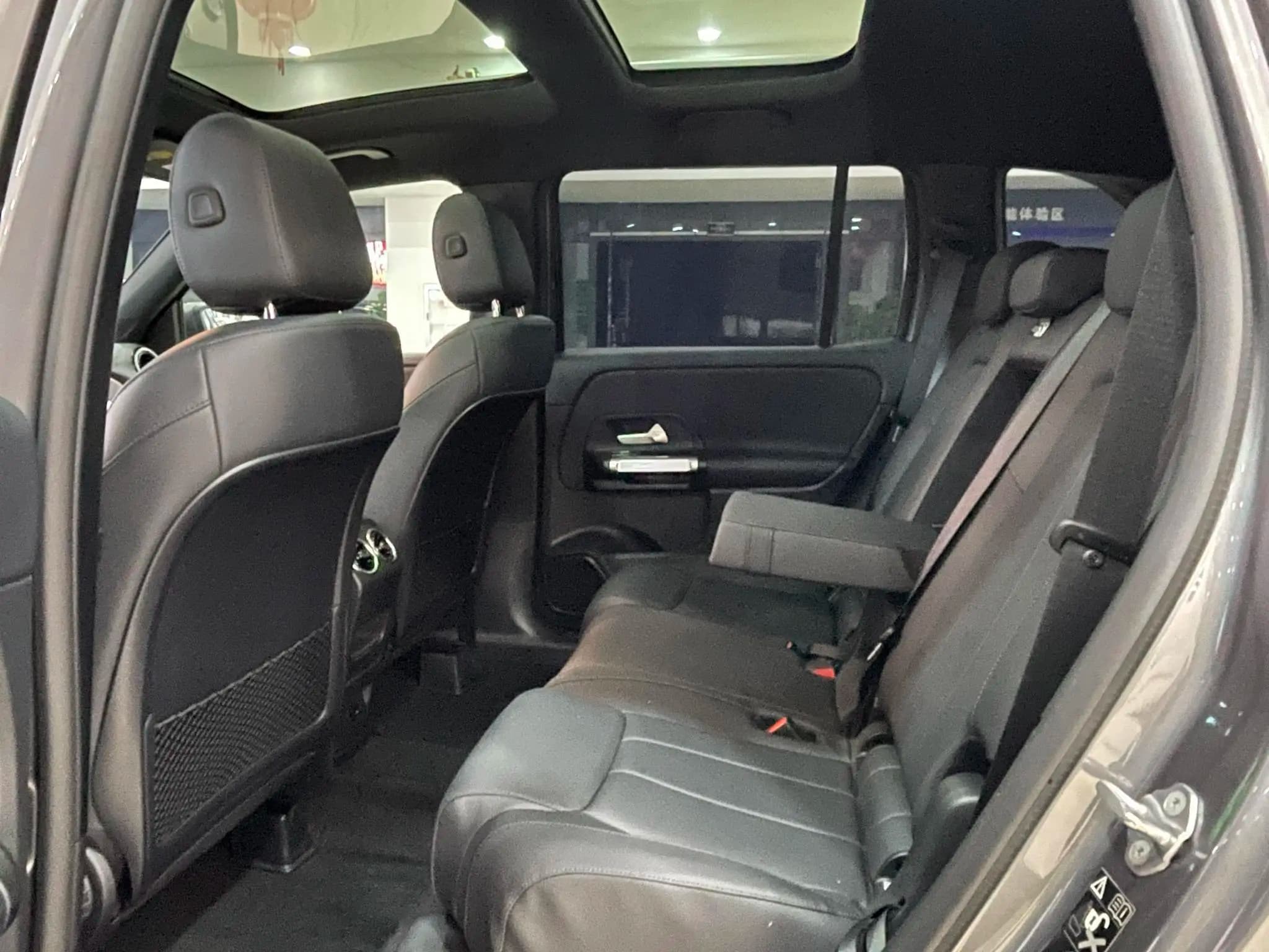 Mercedes-Benz GLB 2022 г. 60104 км. — фото 12