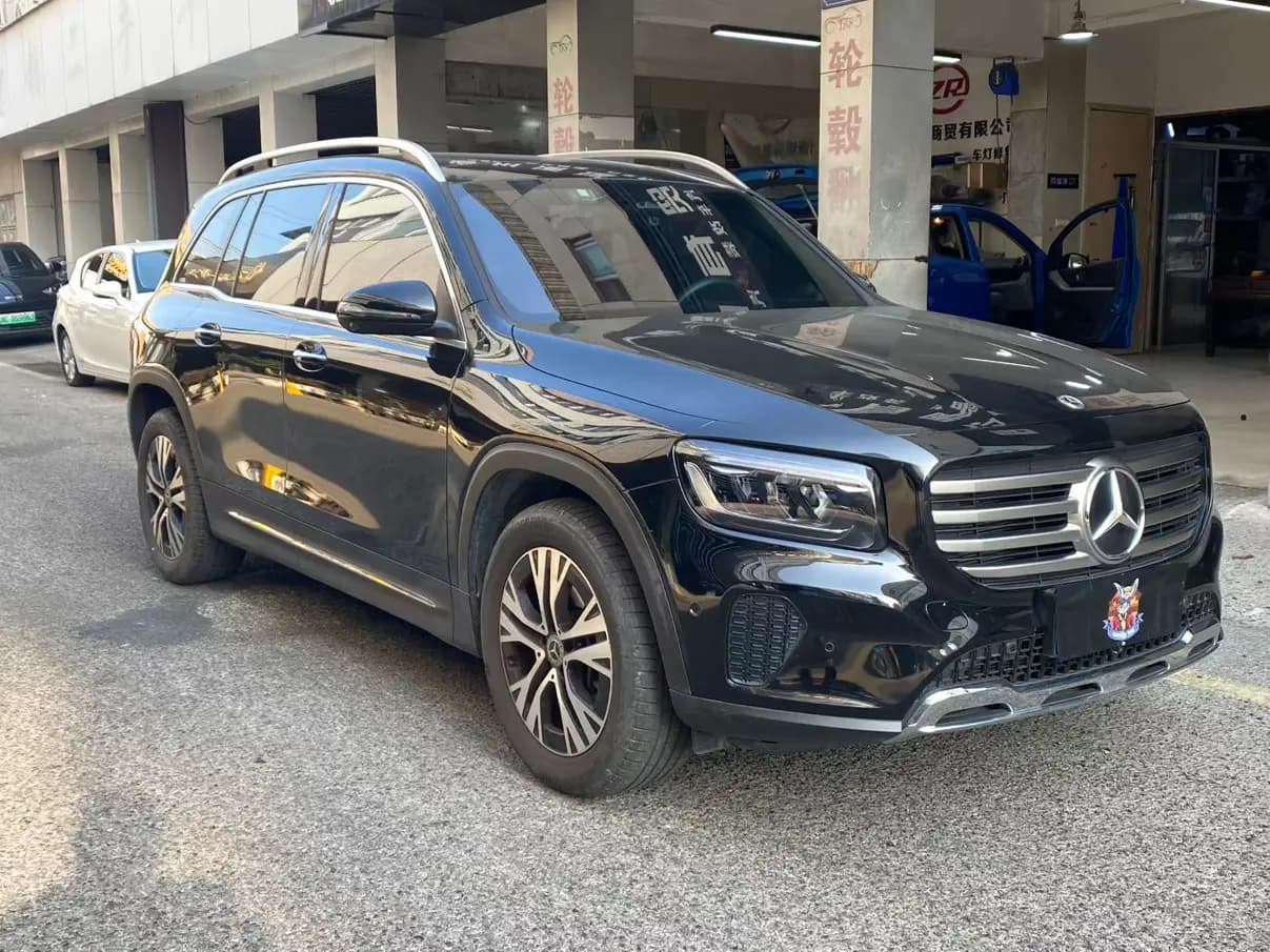 Mercedes-Benz GLB 2023 г. 6959 км. — фото 3