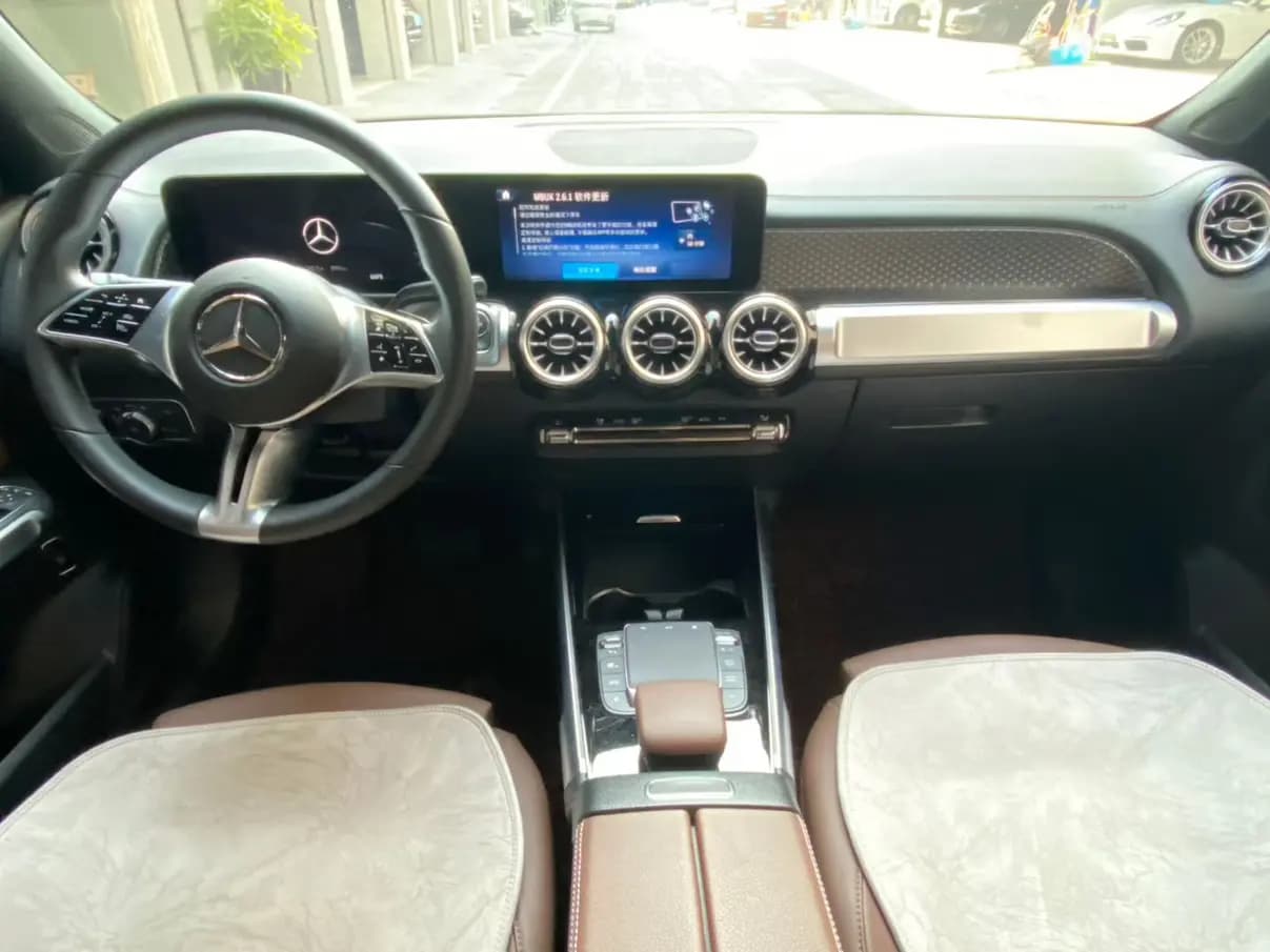 Mercedes-Benz GLB 2023 г. 6959 км. — фото 4