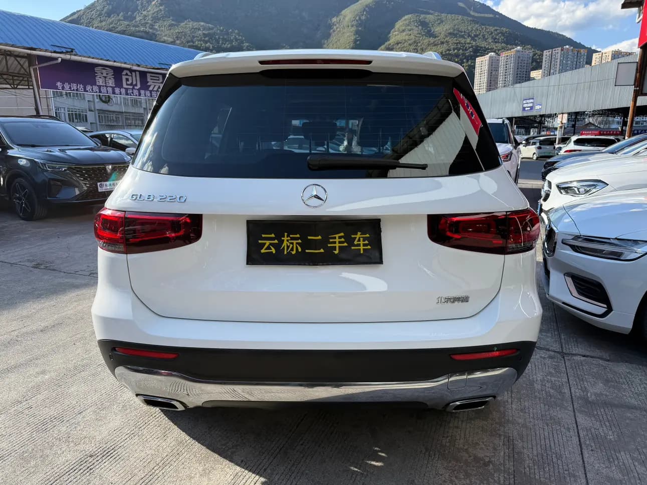 Mercedes-Benz GLB 2023 г. 47105 км. — фото 4