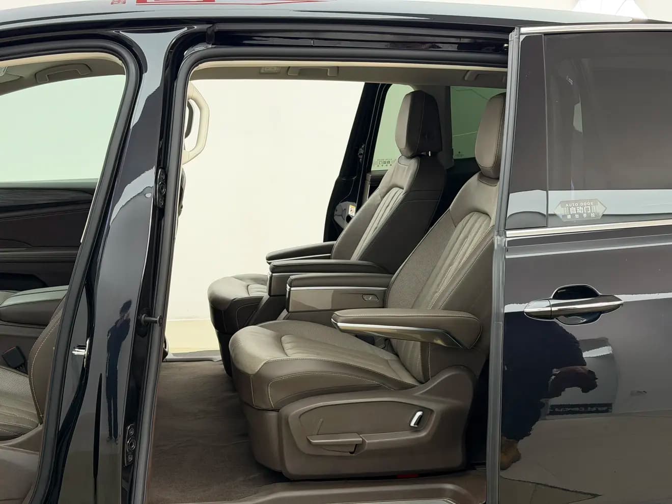 Volkswagen Weiran 2022 г. 50027 км. — фото 13