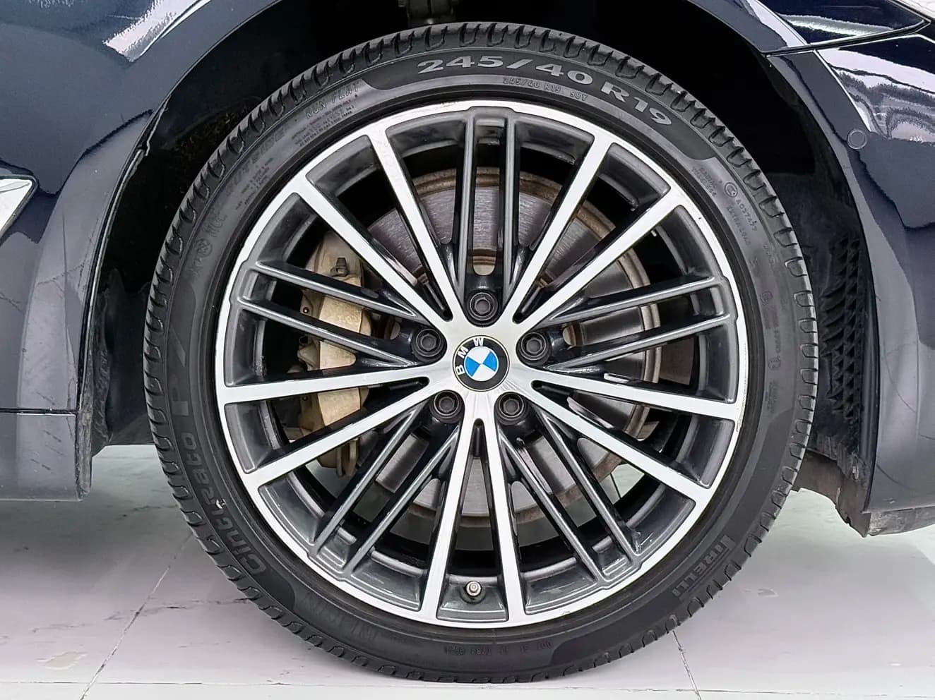 BMW 5 Series 2021 г. 60043 км. — фото 8