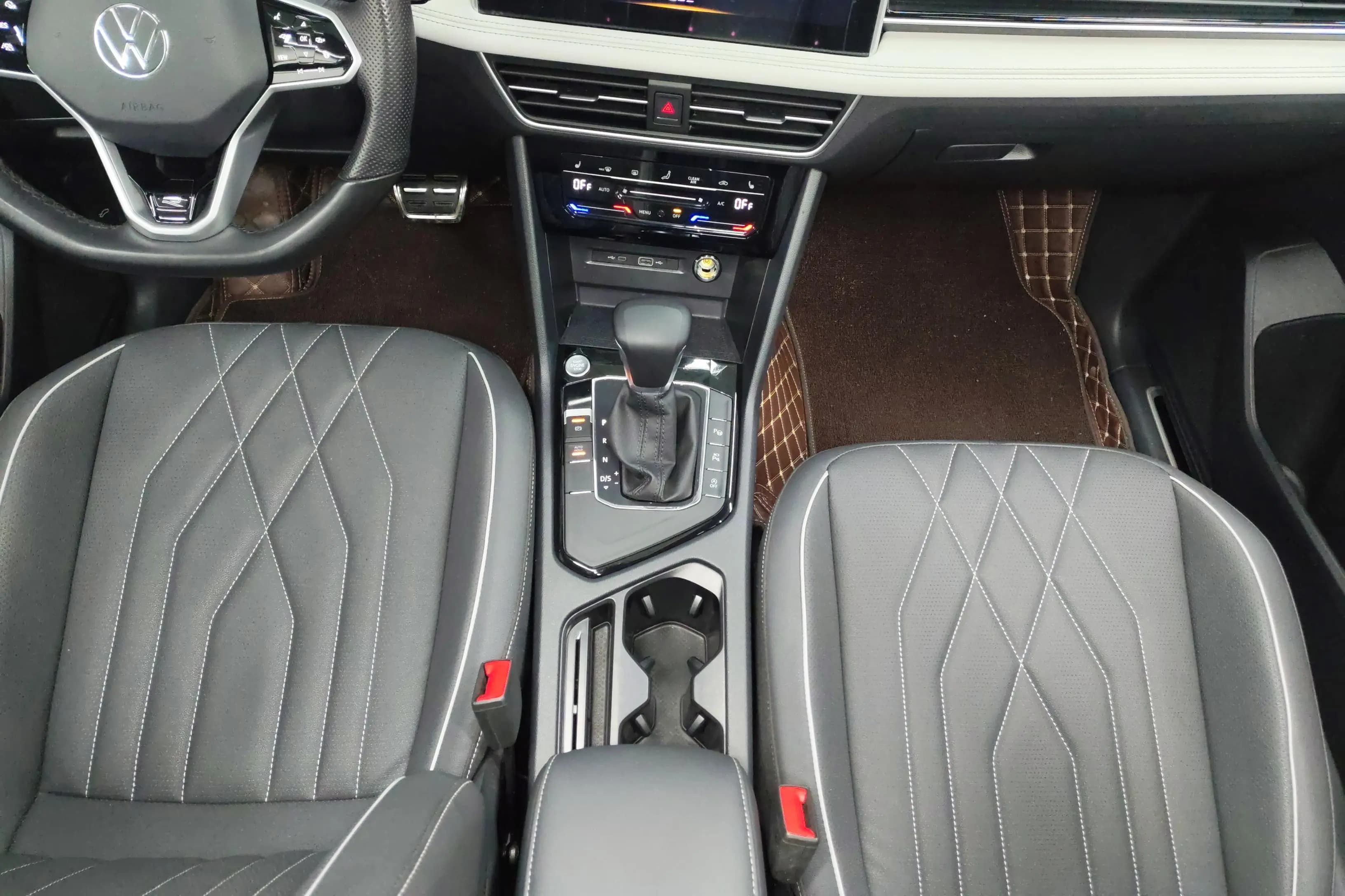 Volkswagen Tiguan L 2023 г. 37889 км. — фото 16