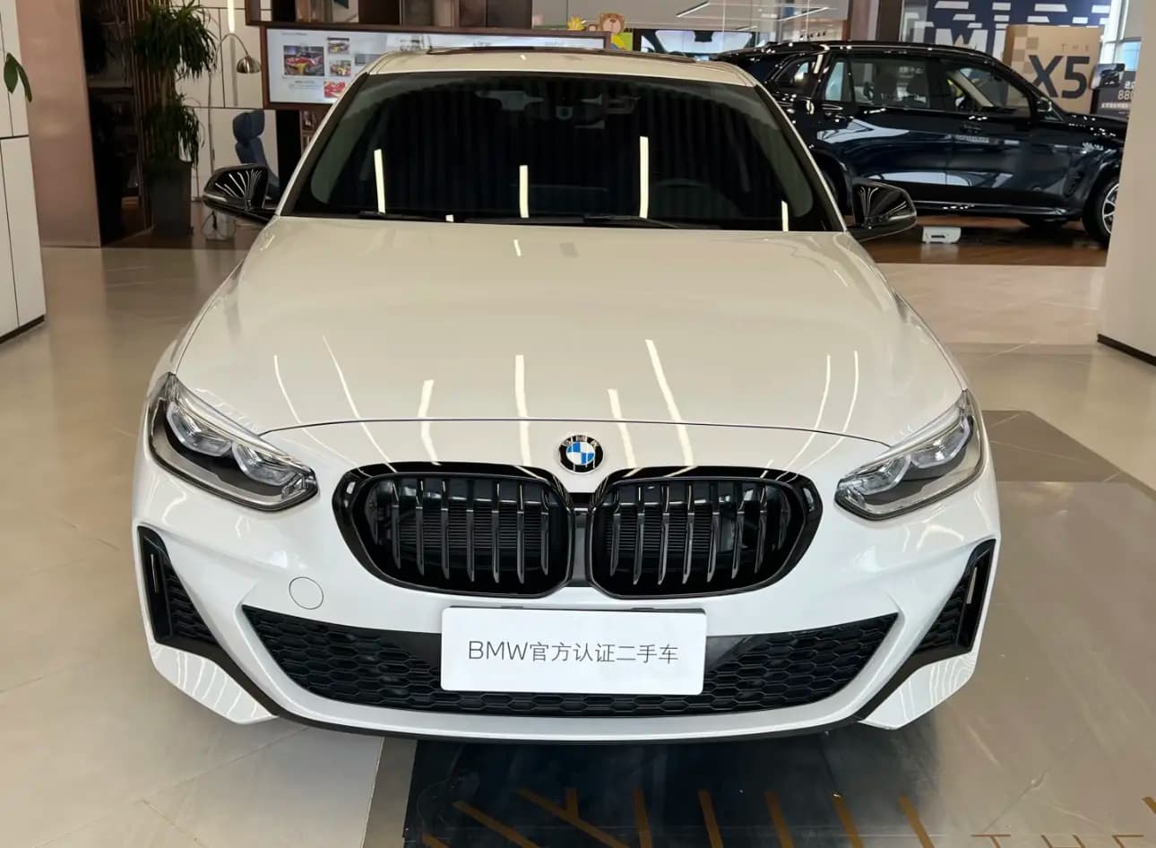 BMW 1 Series 2022 г. 49590 км. — фото 2