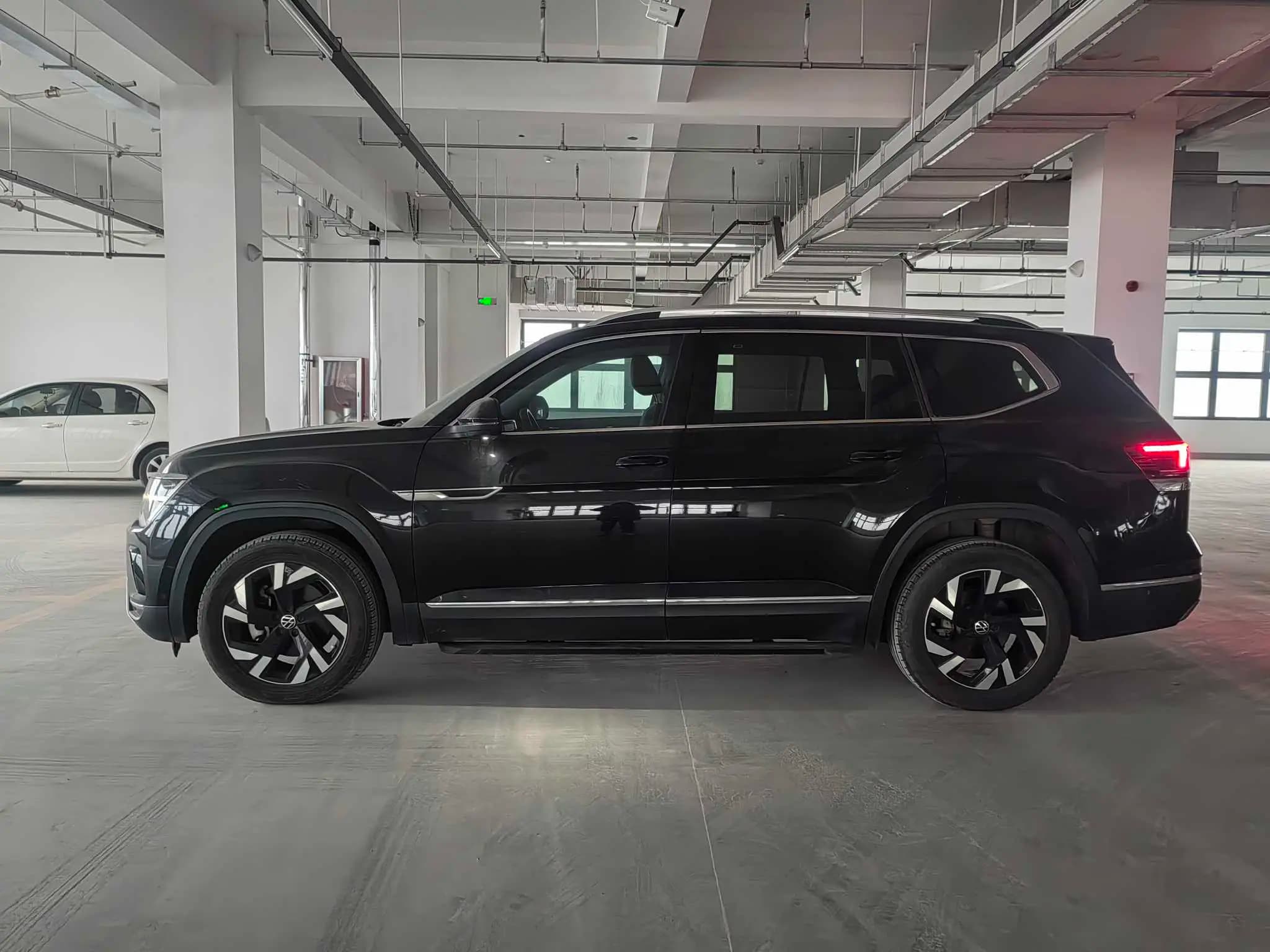 Volkswagen Teramont 2021 г. 61034 км. — фото 3