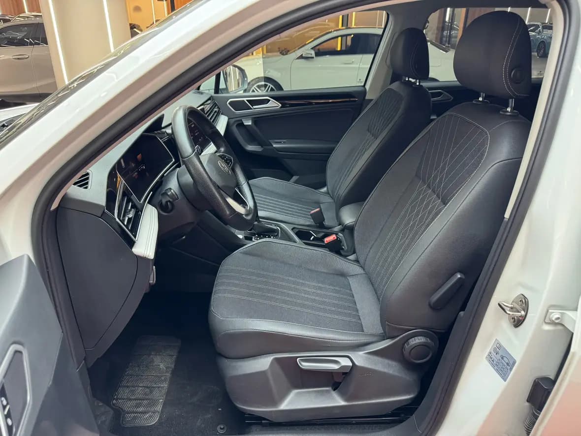 Volkswagen Tiguan L 2022 г. 98391 км. — фото 32