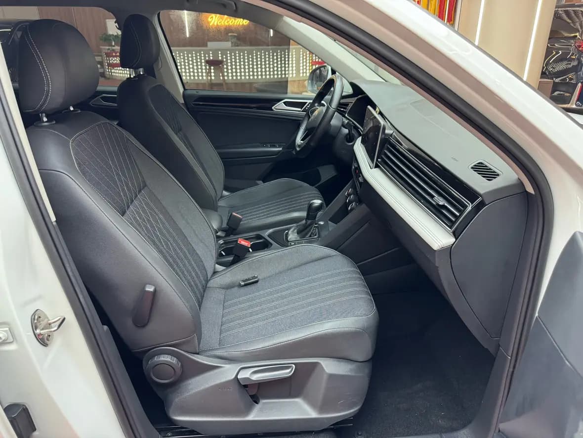 Volkswagen Tiguan L 2022 г. 98391 км. — фото 33