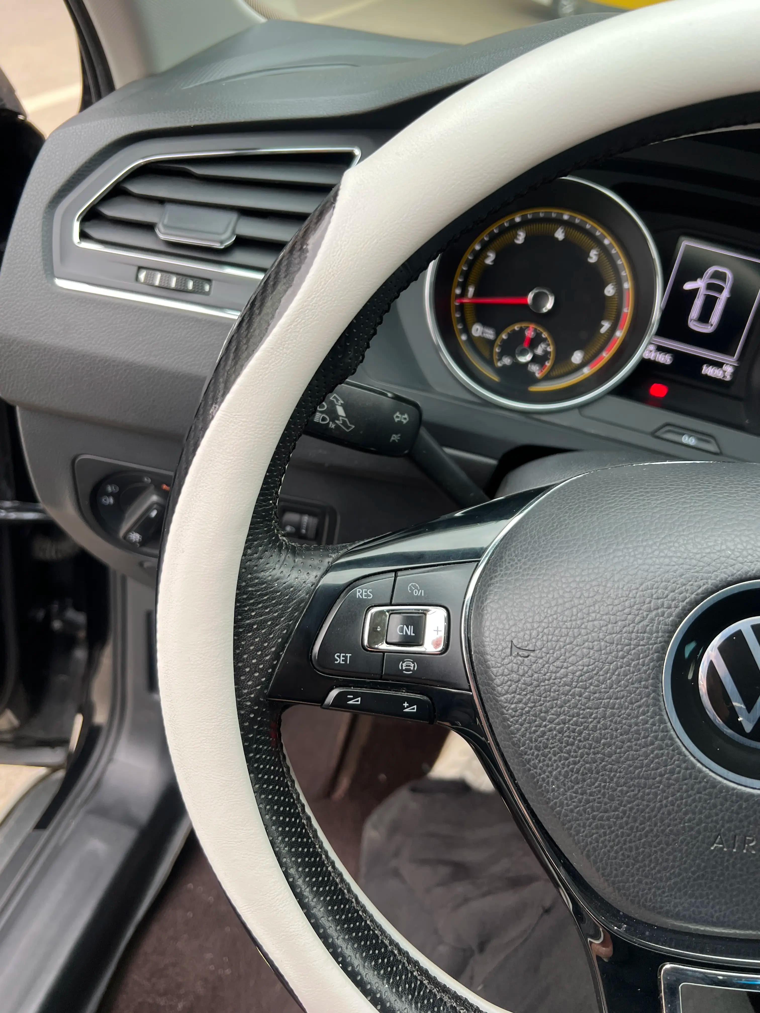 Volkswagen Tiguan L 2021 г. 84093 км. — фото 11