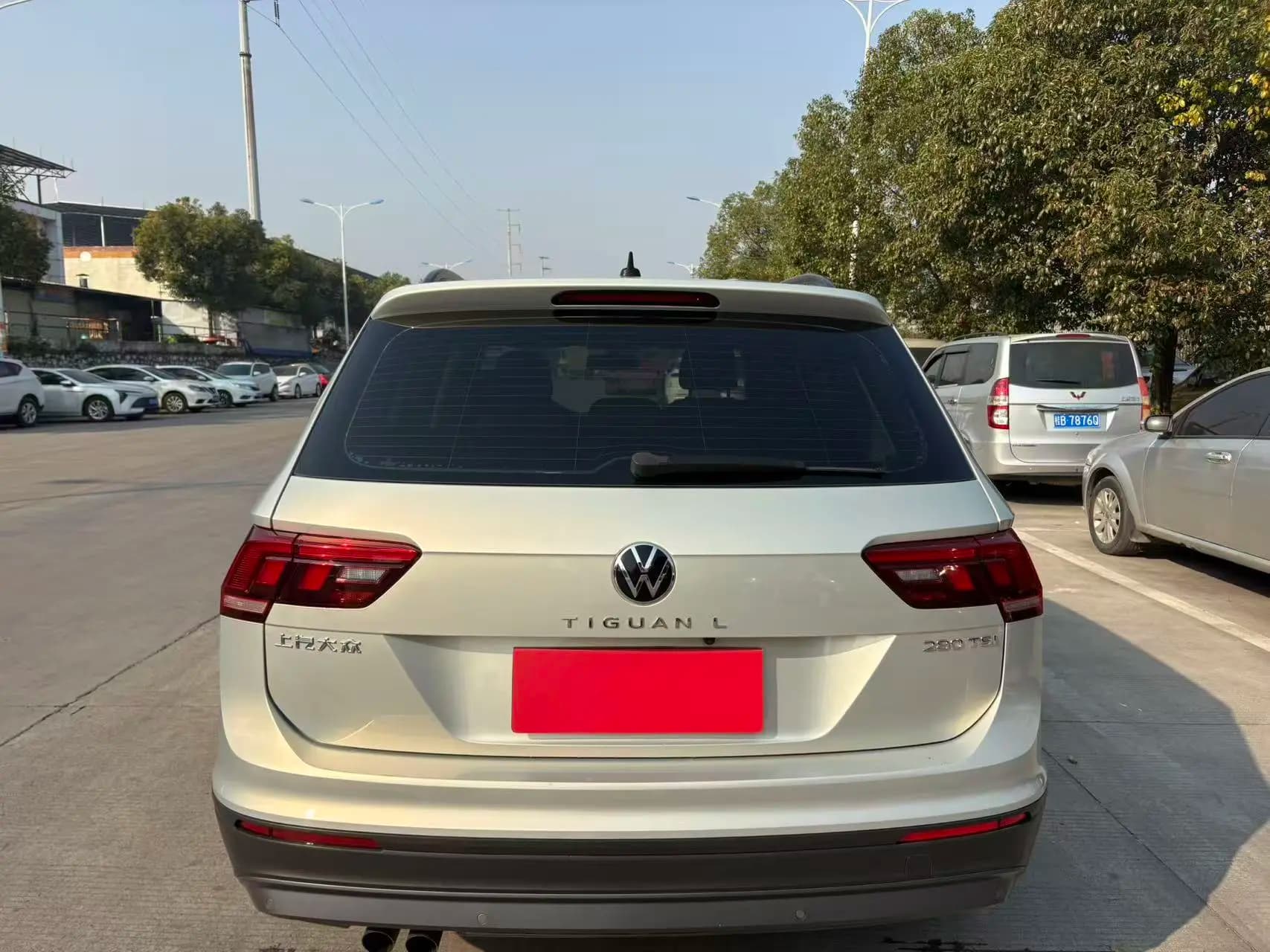 Volkswagen Tiguan L 2021 г. 158994 км. — фото 5