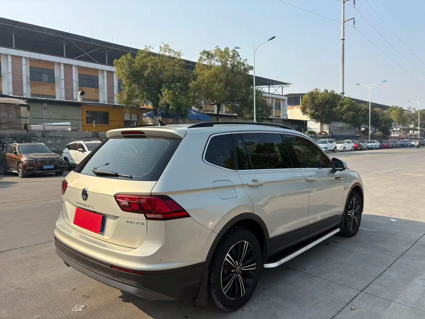 Volkswagen Tiguan L 2021 г. 158994 км. — фото 6