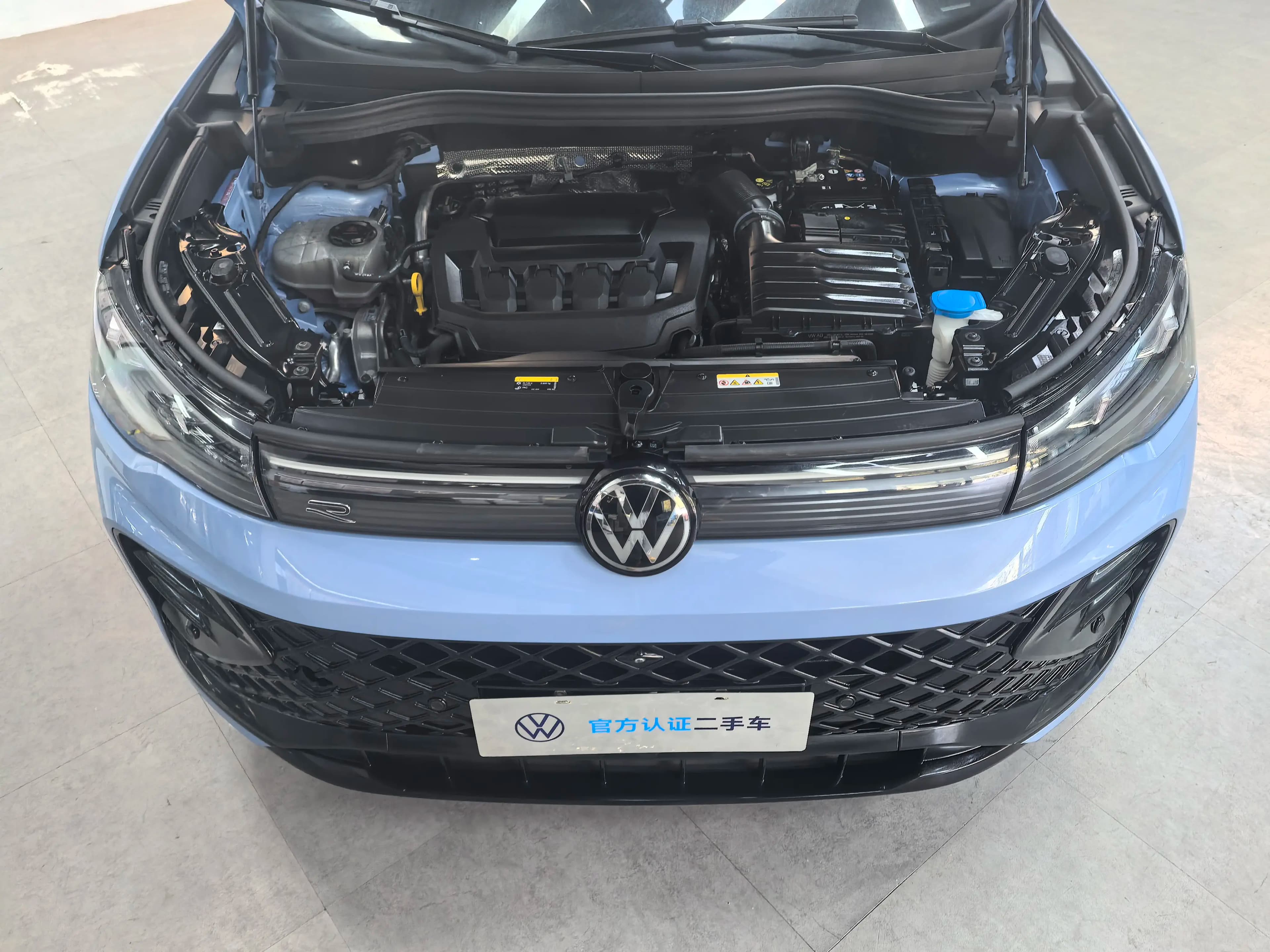 Volkswagen Tiguan L 2024 г. 4896 км. — фото 7