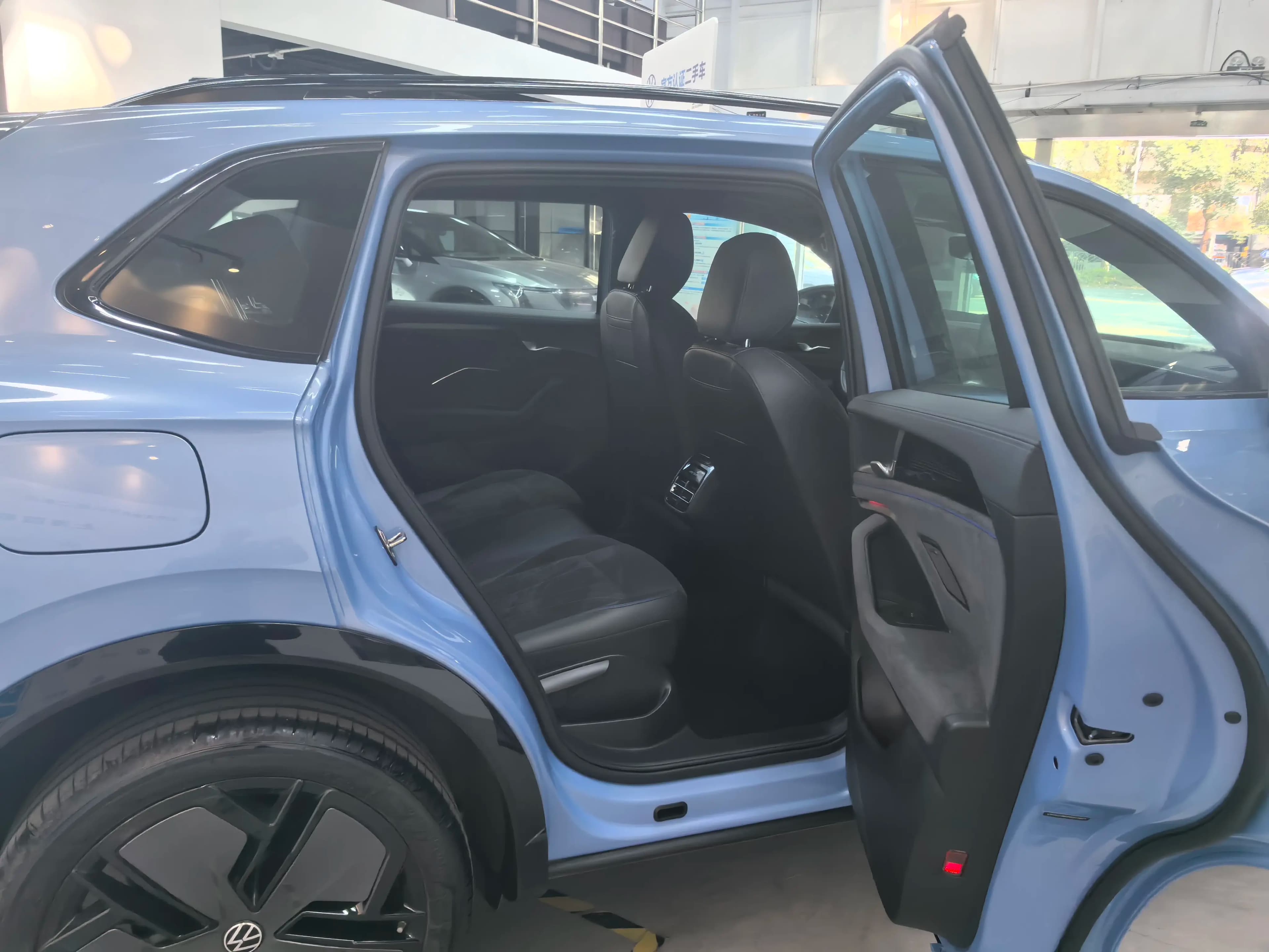 Volkswagen Tiguan L 2024 г. 4896 км. — фото 10