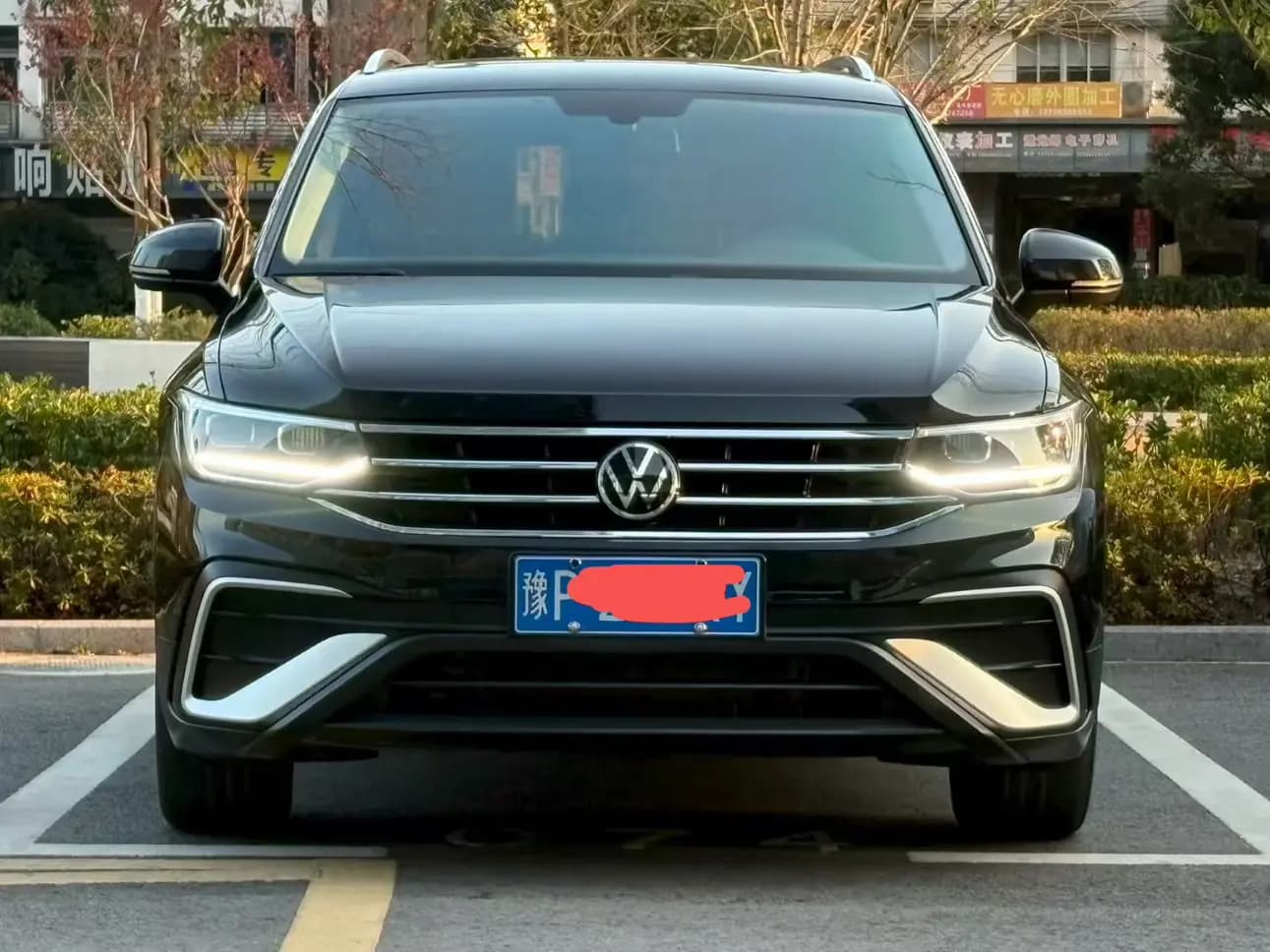 Volkswagen Tiguan L 2022 г. 60097 км. — фото 2