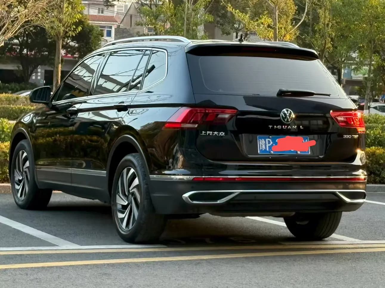 Volkswagen Tiguan L 2022 г. 60097 км. — фото 4