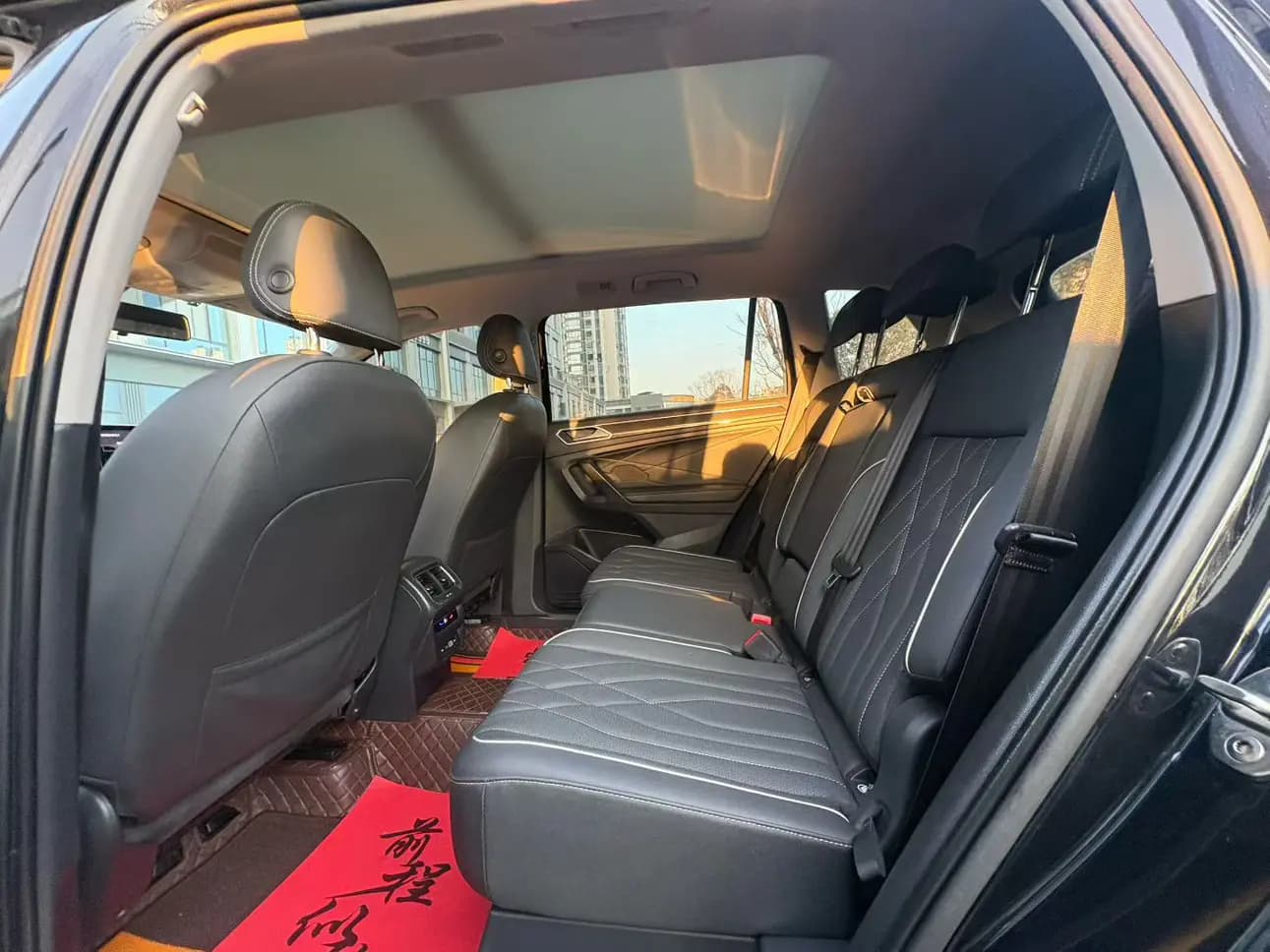 Volkswagen Tiguan L 2022 г. 60097 км. — фото 9