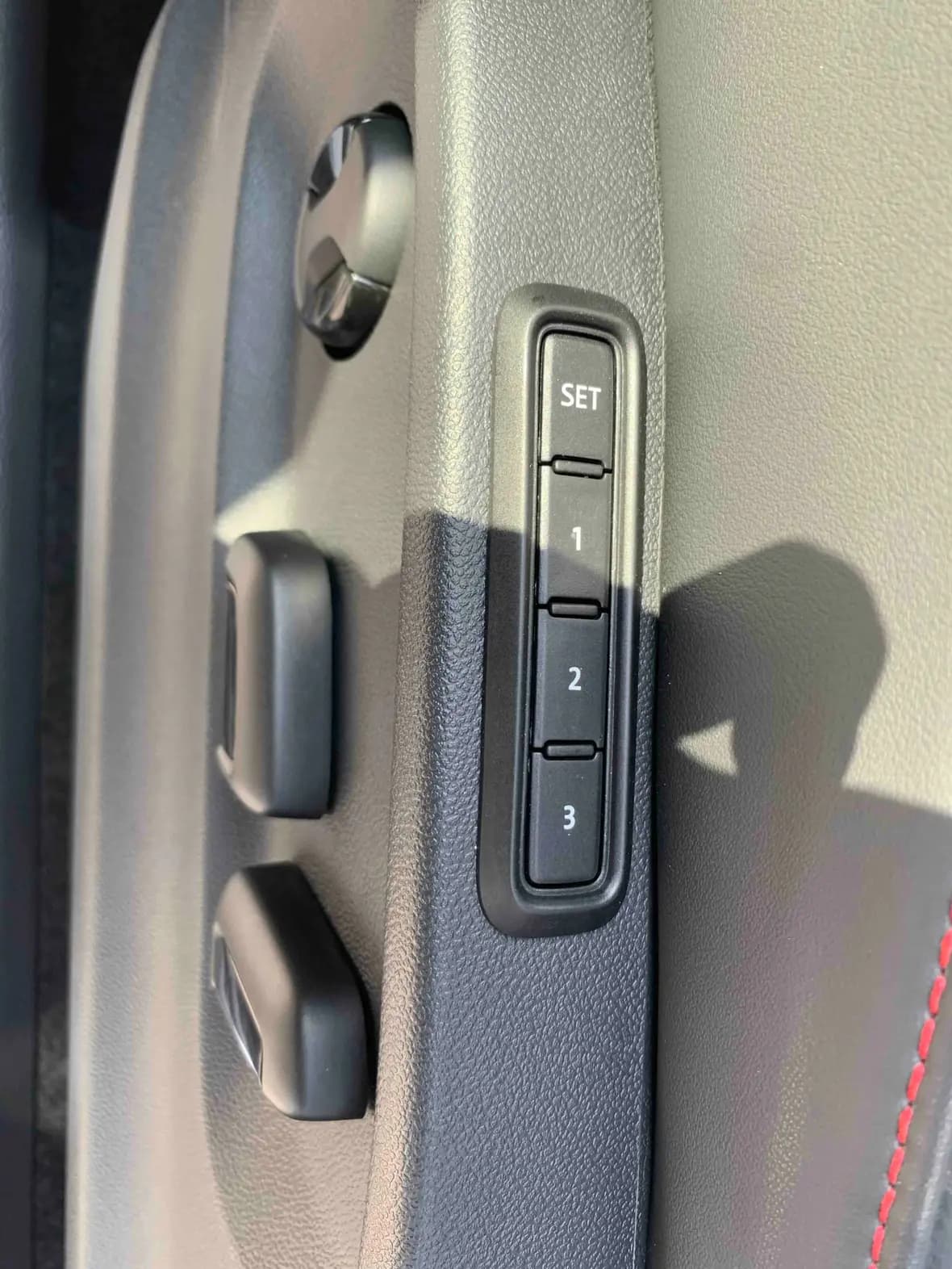 Volkswagen Tiguan L 2022 г. 12898 км. — фото 10