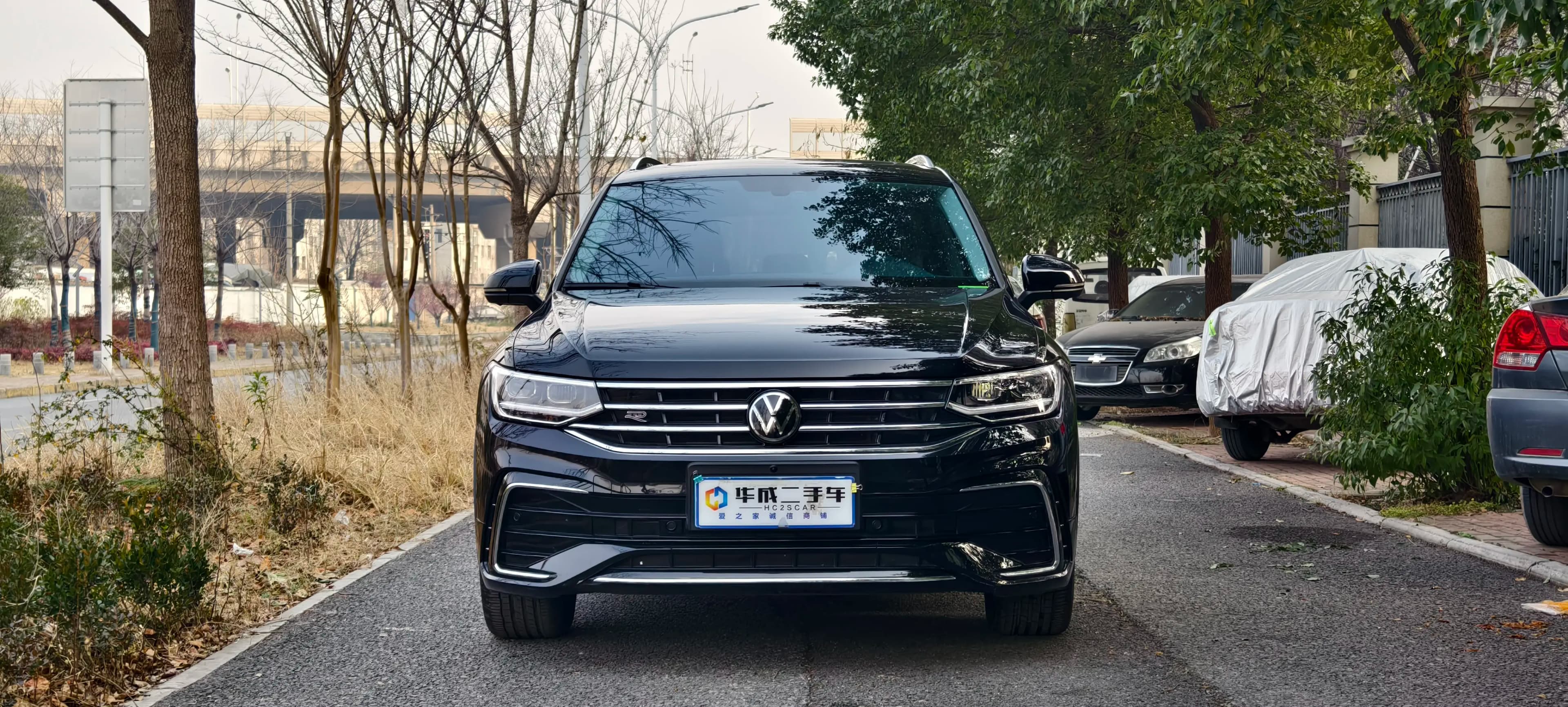 Volkswagen Tiguan L 2024 г. 8099 км. — фото 2