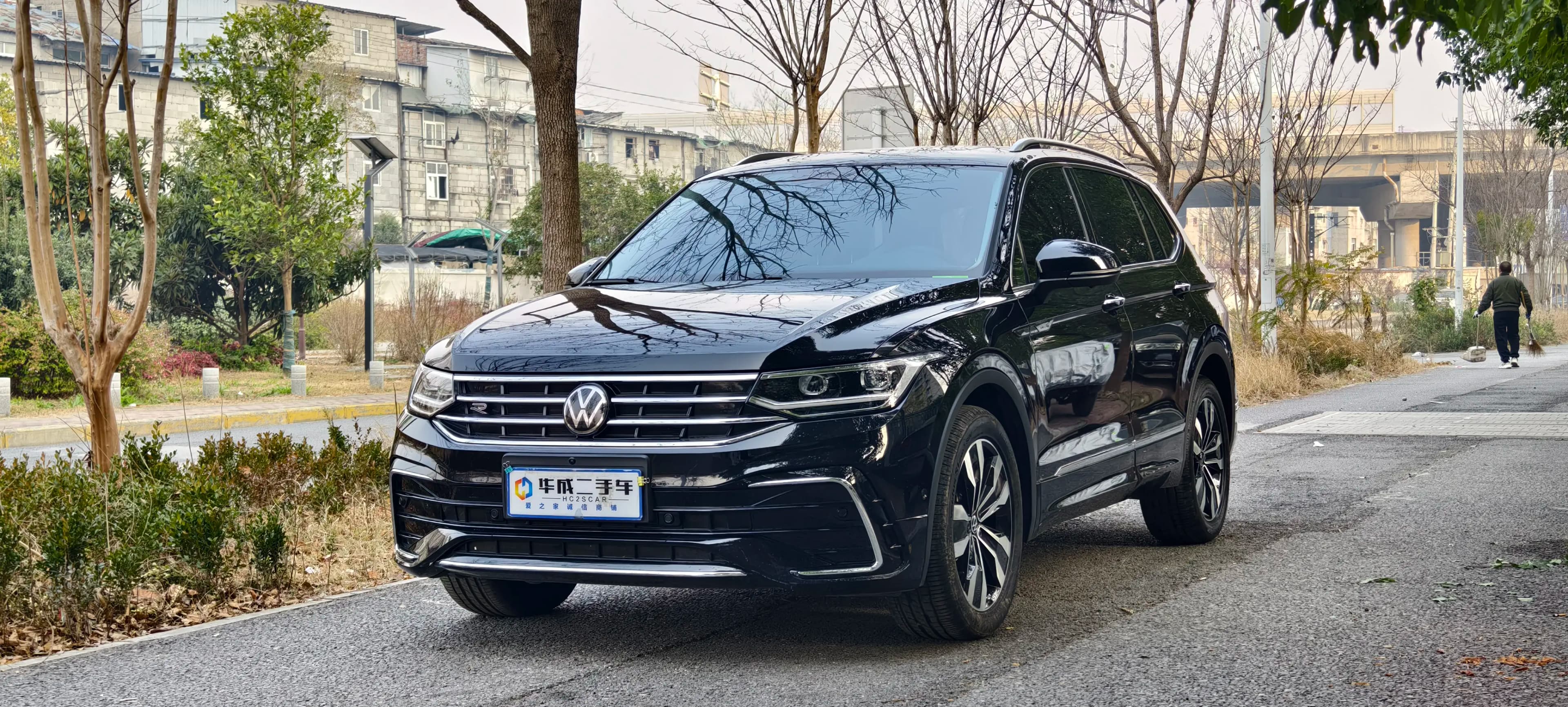 Volkswagen Tiguan L 2024 г. 8099 км. — фото 13