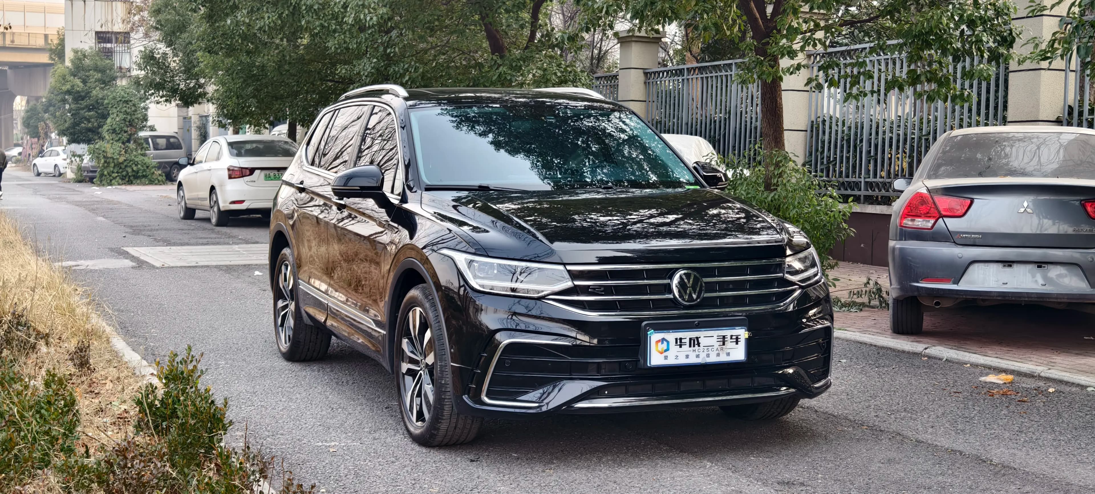 Volkswagen Tiguan L 2024 г. 8099 км. — фото 3