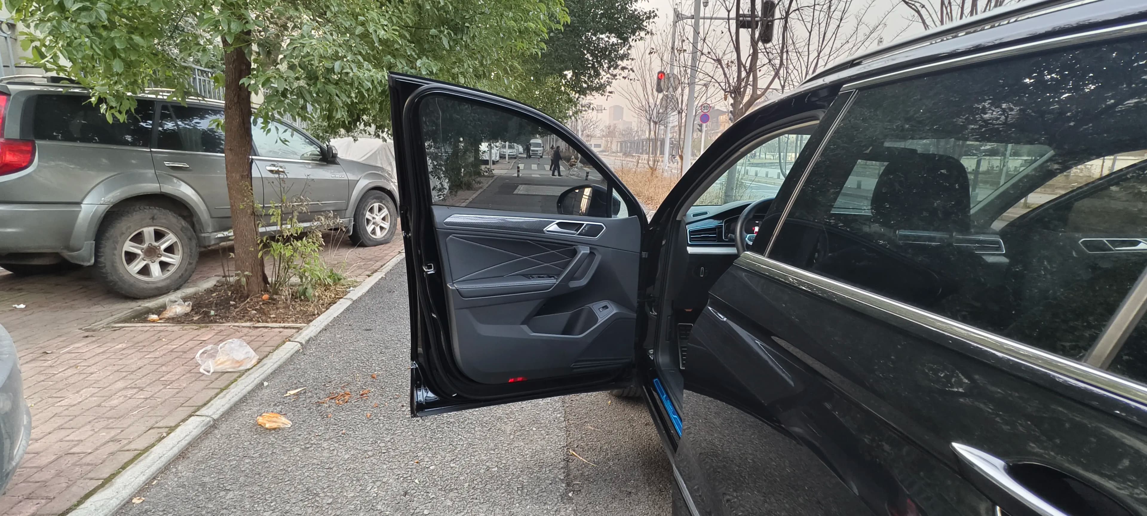 Volkswagen Tiguan L 2024 г. 8099 км. — фото 22
