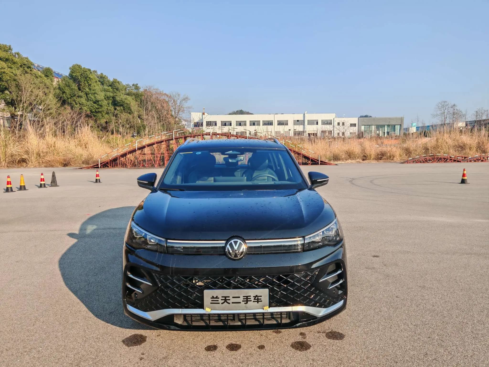 Volkswagen Tiguan L 2025 г. 1600 км. — фото 2