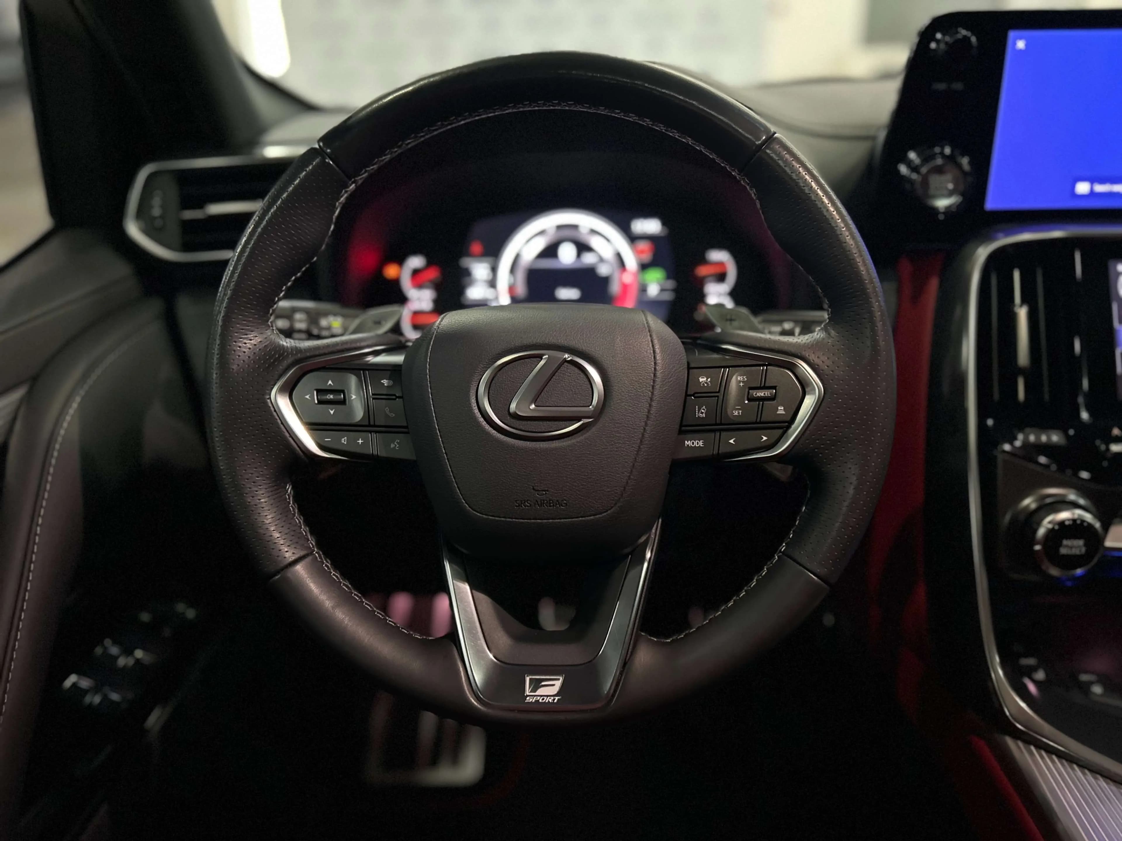Lexus LX 2023 г. 30064 км. — фото 15