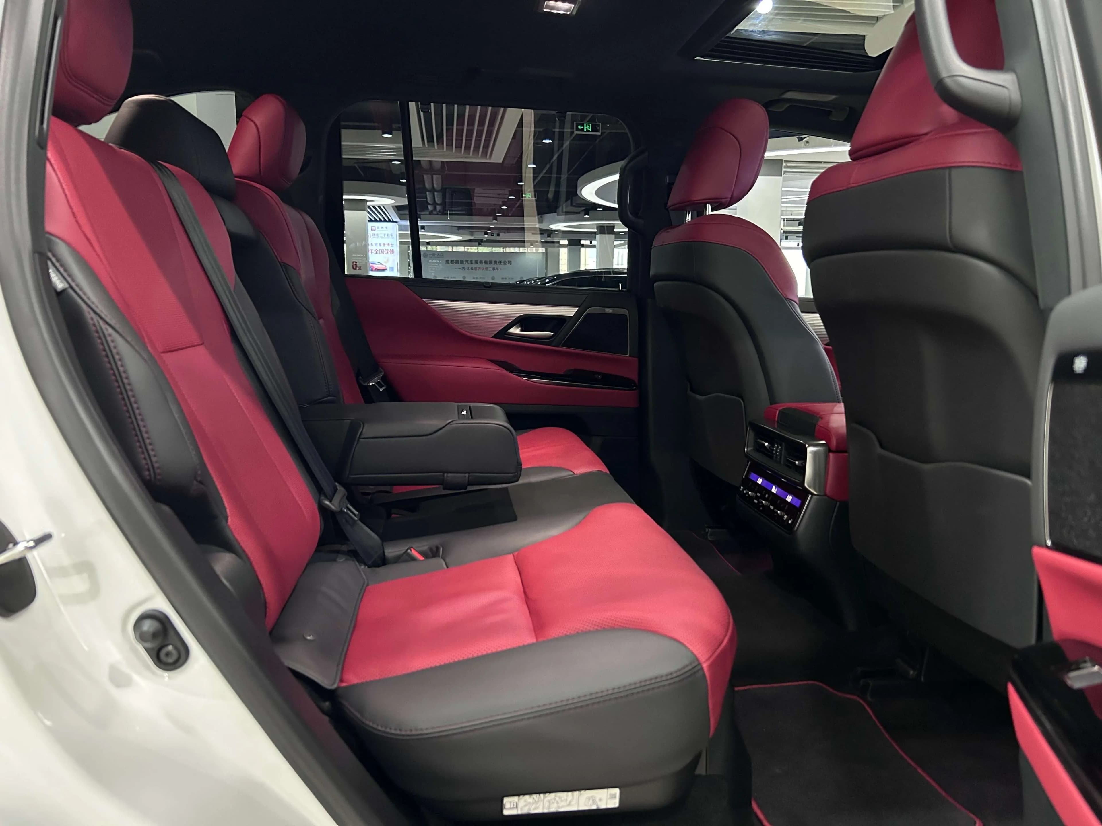 Lexus LX 2023 г. 30064 км. — фото 25