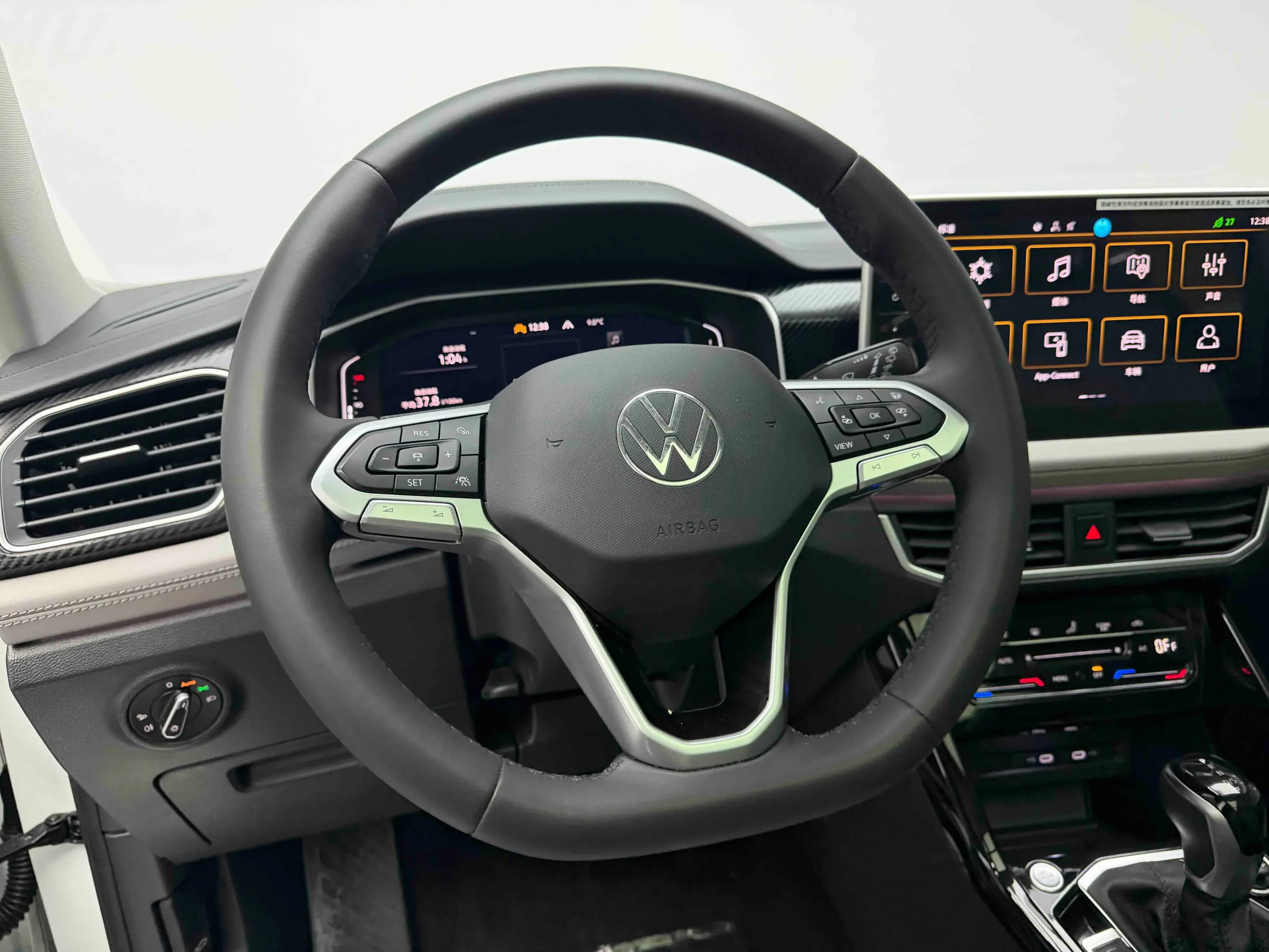 Volkswagen Tayron 2024 г. 25400 км. — фото 16
