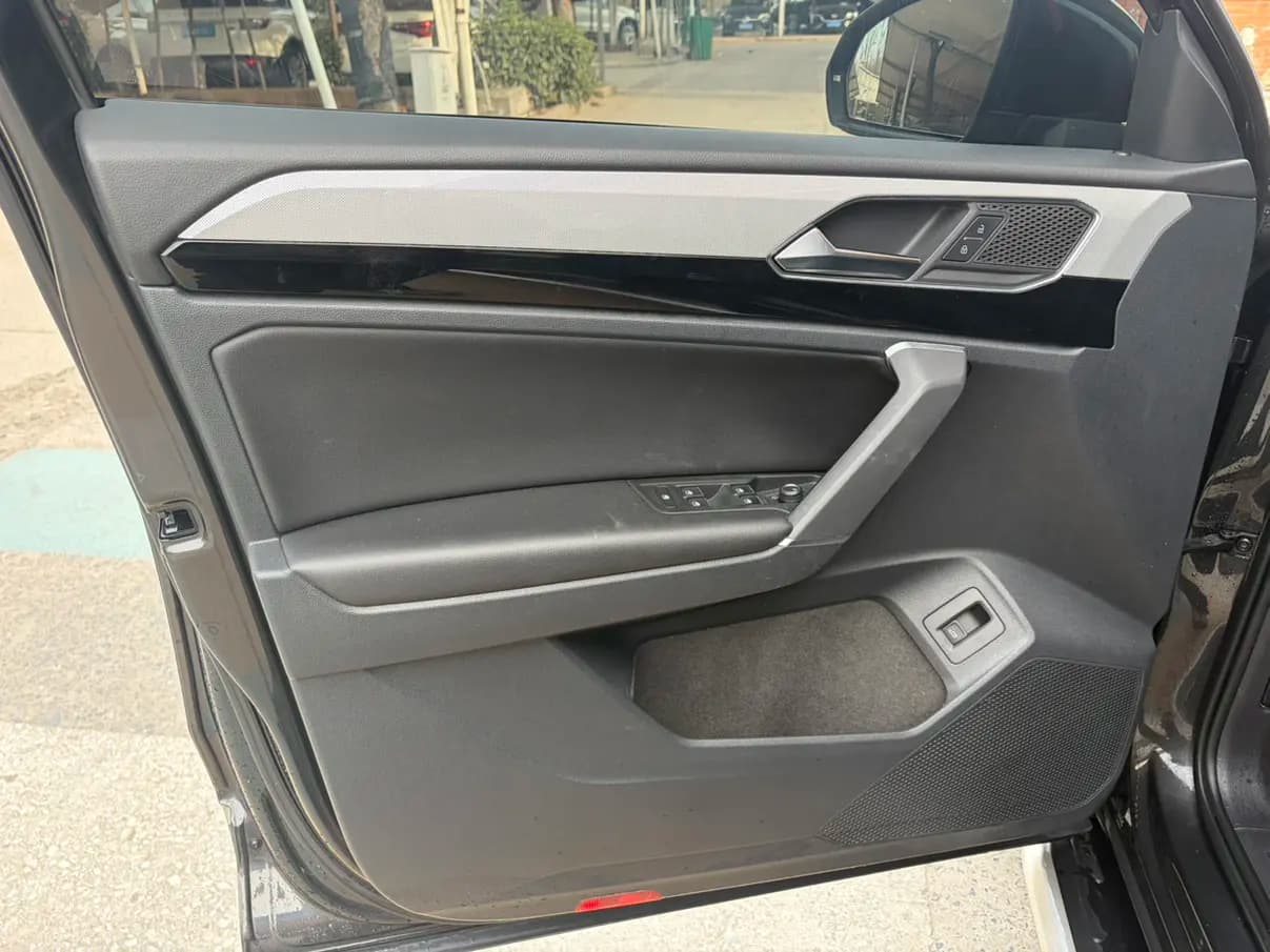 Volkswagen Tayron 2021 г. 70000 км. — фото 12