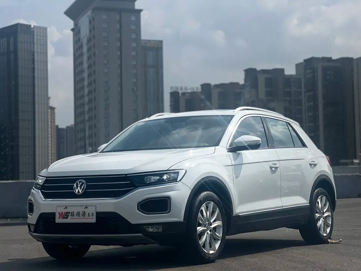 Volkswagen T-Roc 2021 г. 65020 км.