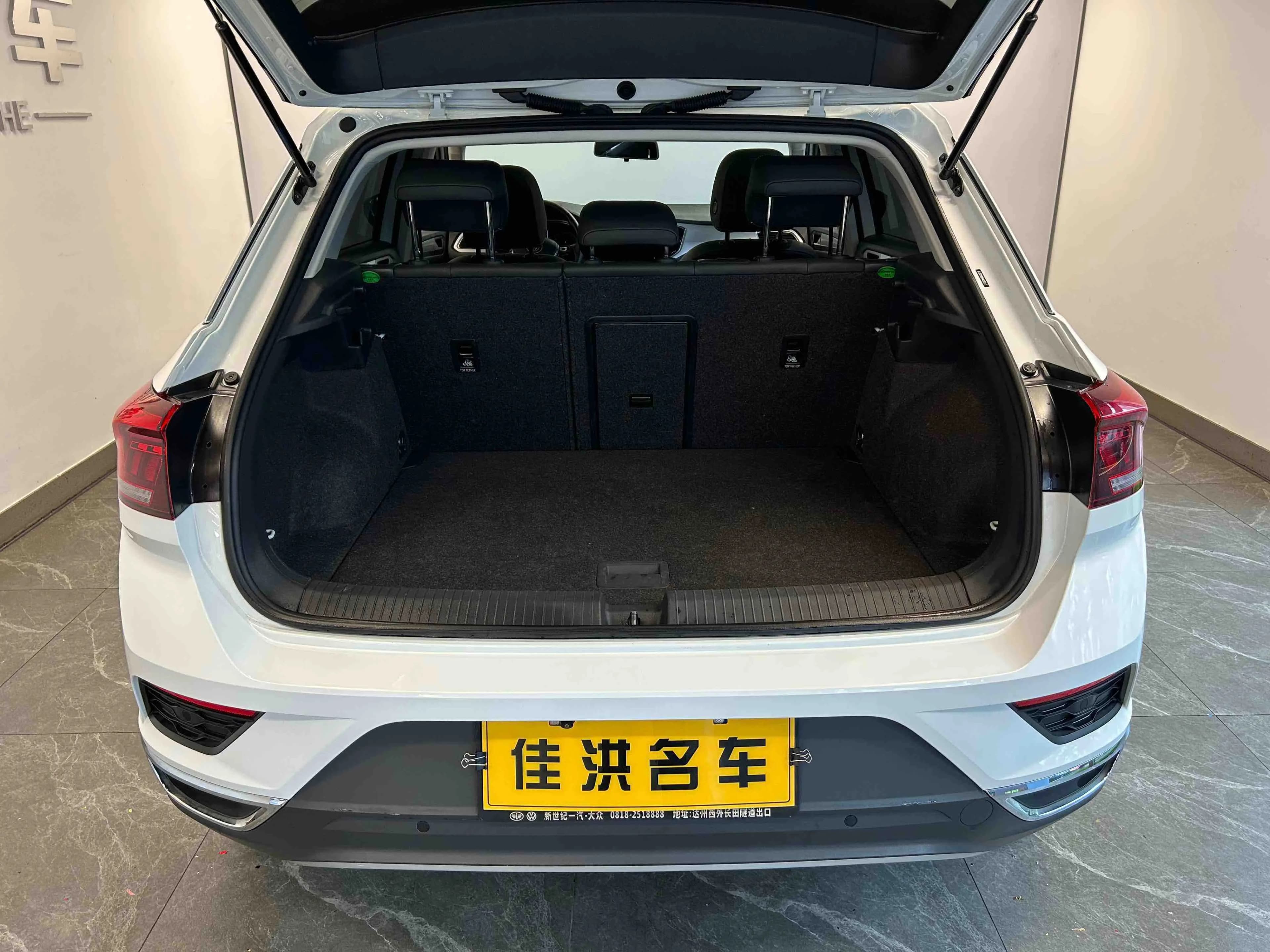 Volkswagen T-Roc 2023 г. 22021 км. — фото 13