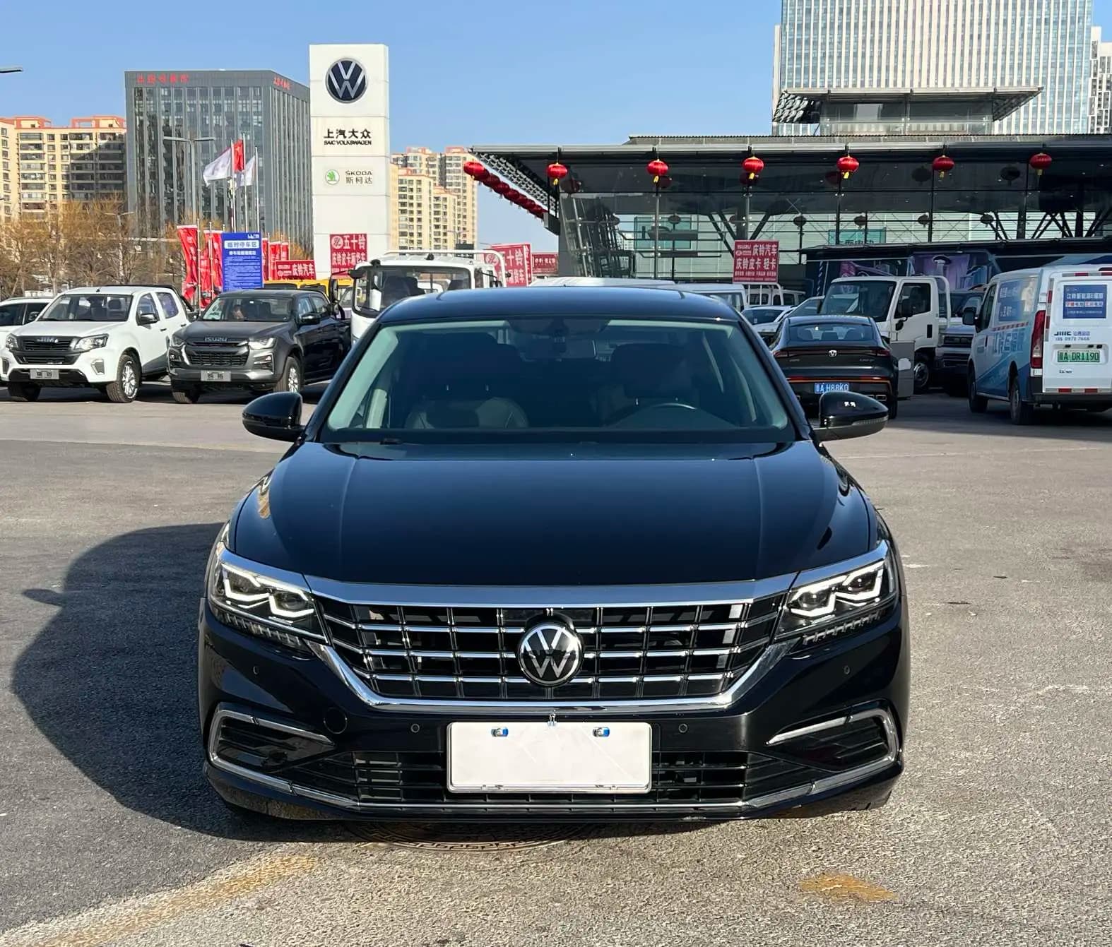 Volkswagen Passat 2021 г. 77061 км. — фото 2