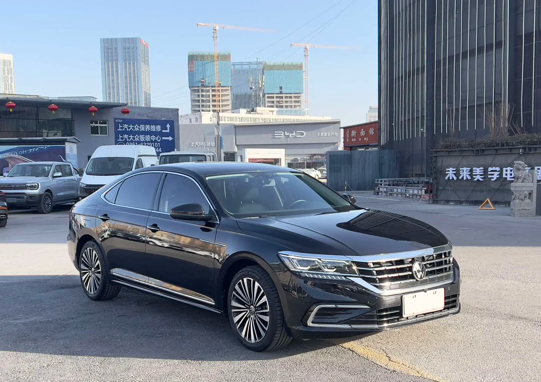Volkswagen Passat 2021 г. 77061 км. — фото 3