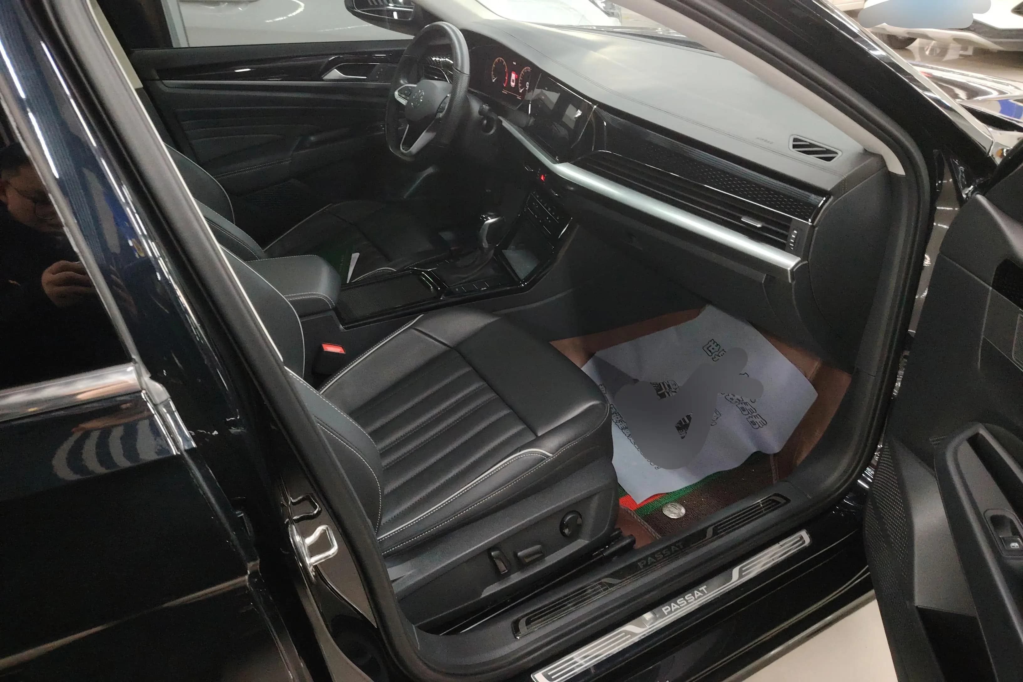Volkswagen Passat 2023 г. 27064 км. — фото 9