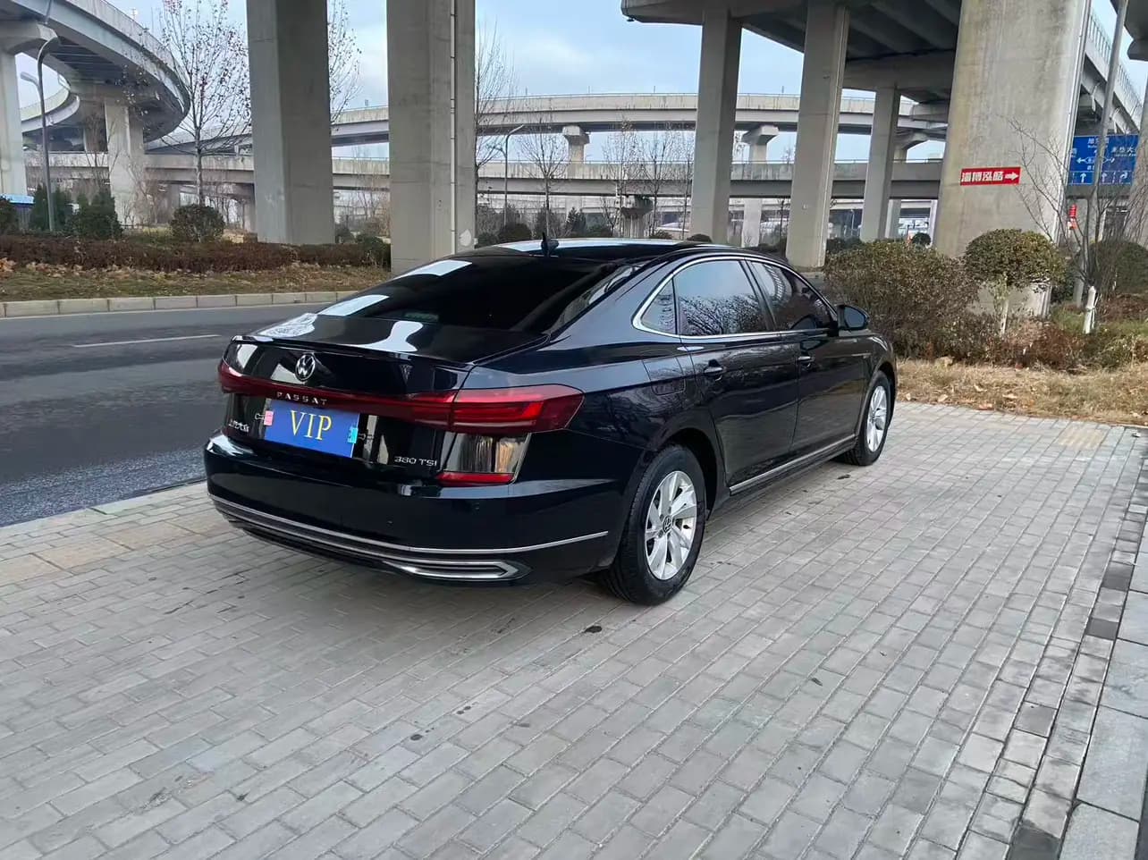 Volkswagen Passat 2022 г. 95066 км. — фото 5