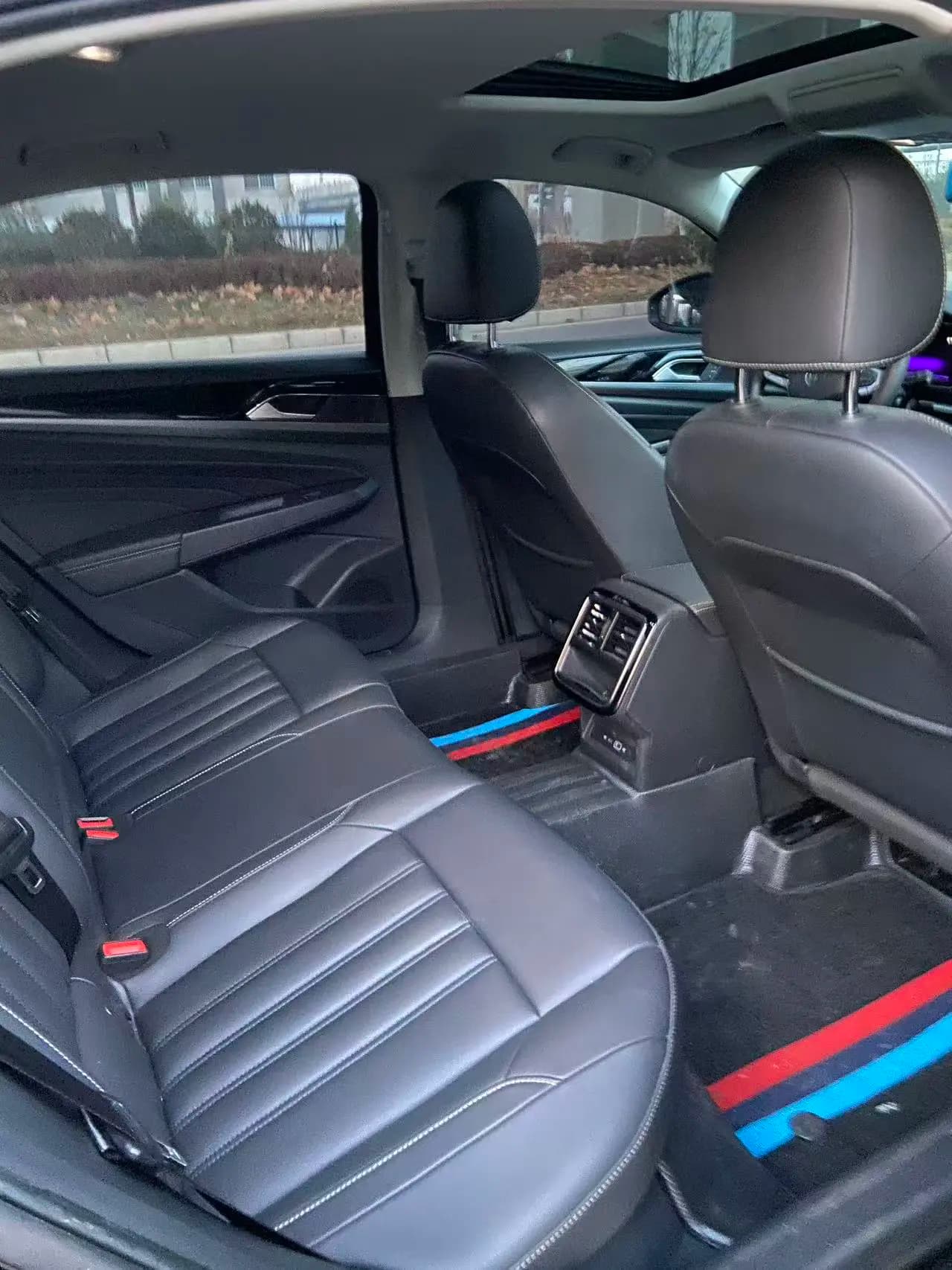 Volkswagen Passat 2022 г. 95066 км. — фото 6