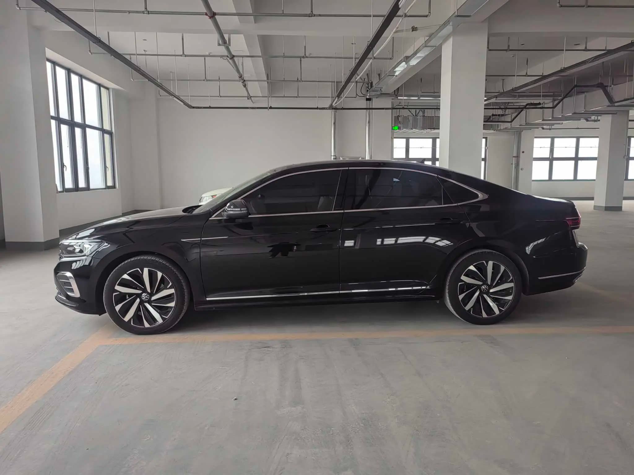 Volkswagen Passat 2024 г. 16168 км. — фото 3