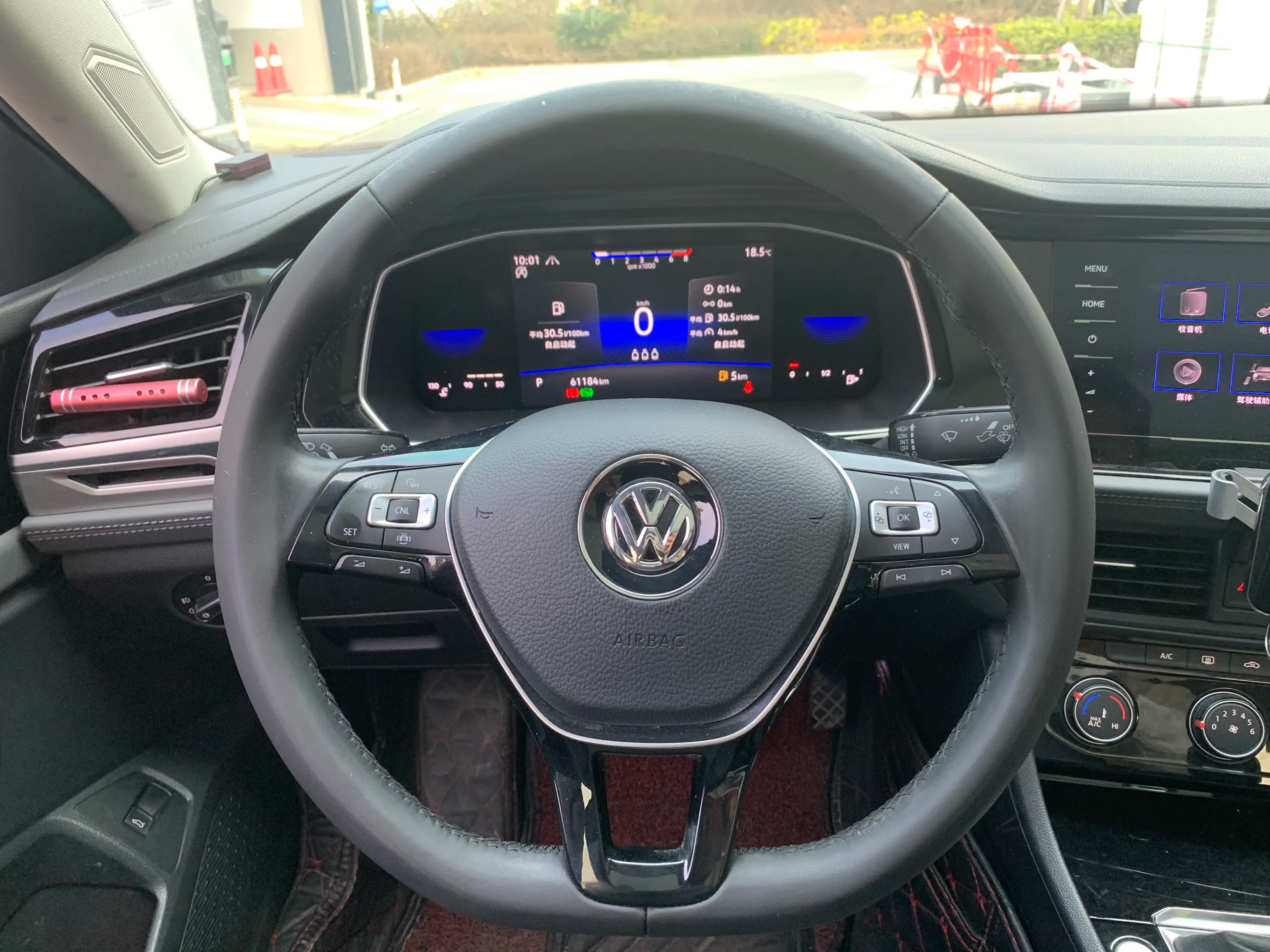 Volkswagen Sagitar 2022 г. 61065 км. — фото 15