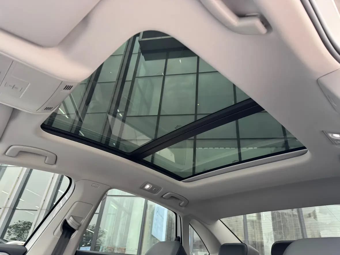 Volkswagen Sagitar 2024 г. 16066 км. — фото 22