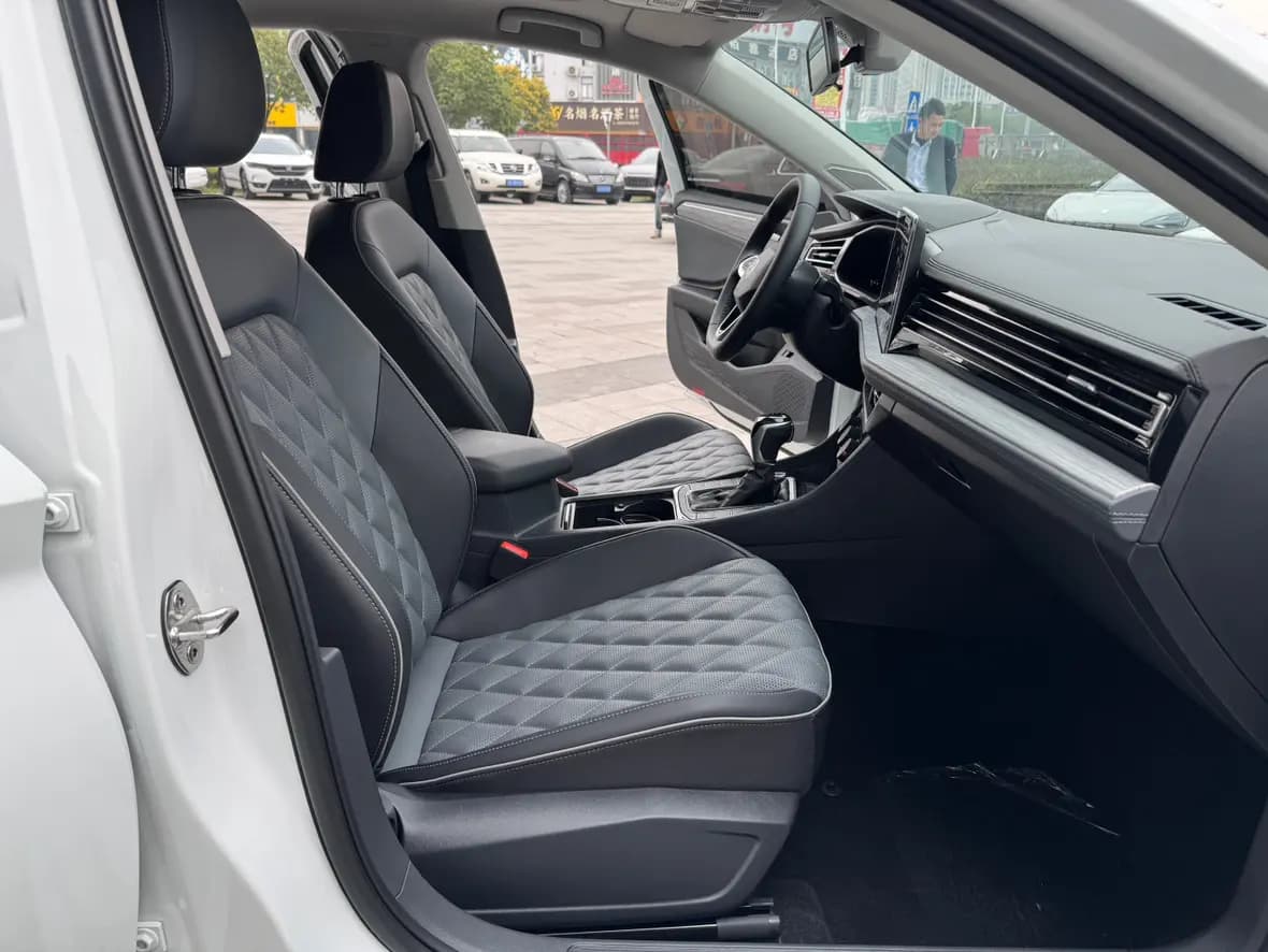 Volkswagen Sagitar 2024 г. 16066 км. — фото 26