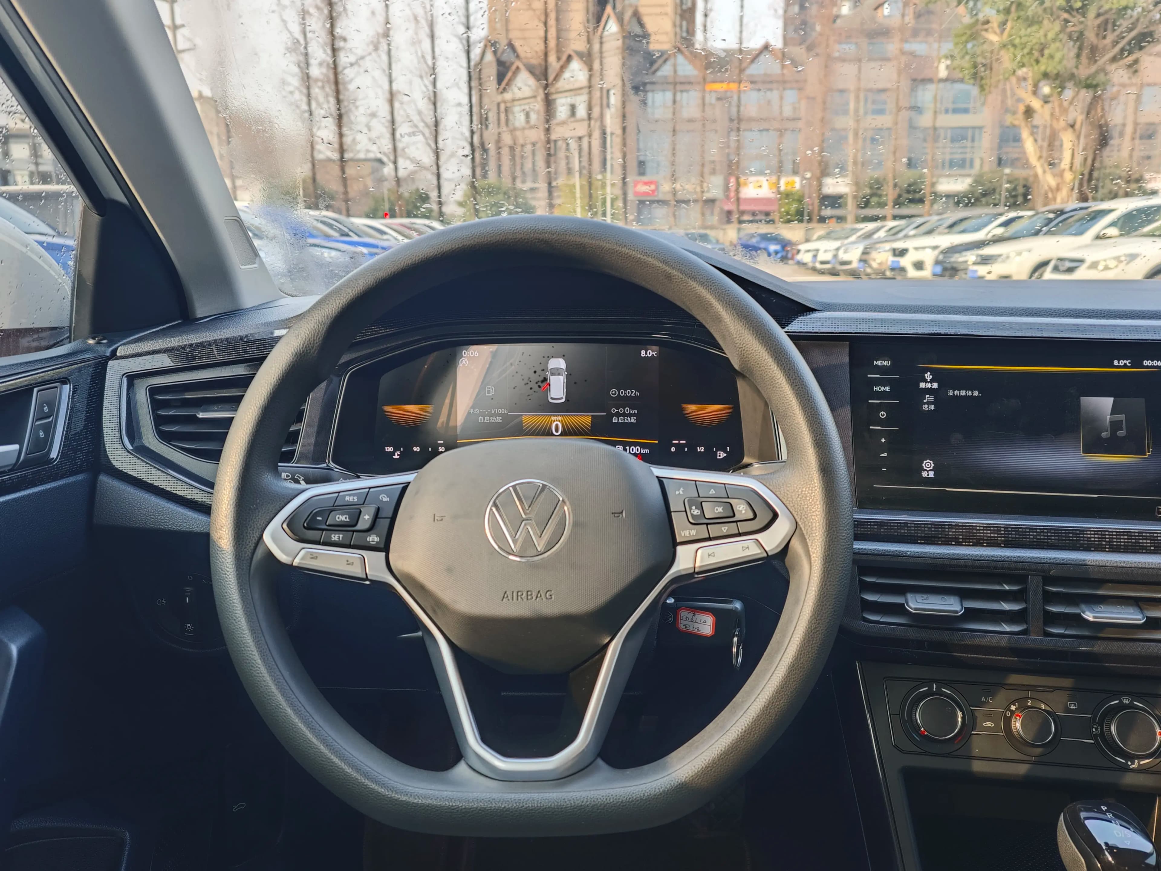 Volkswagen Lavida 2023 г. 62000 км. — фото 7
