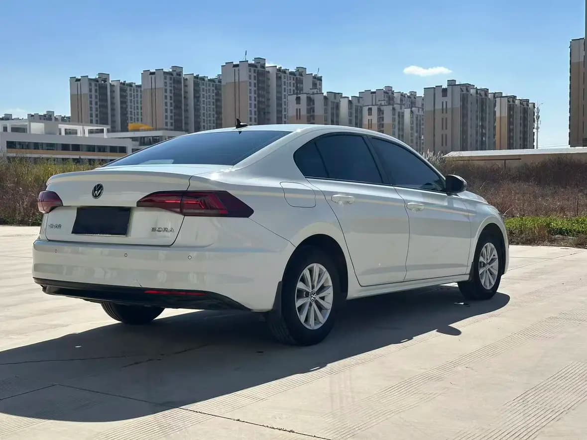 Volkswagen Bora 2021 г. 90124 км. — фото 4