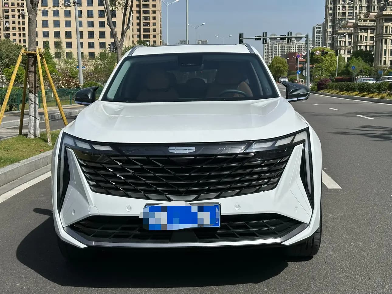 Geely Atlas L 2024 г. 20103 км.