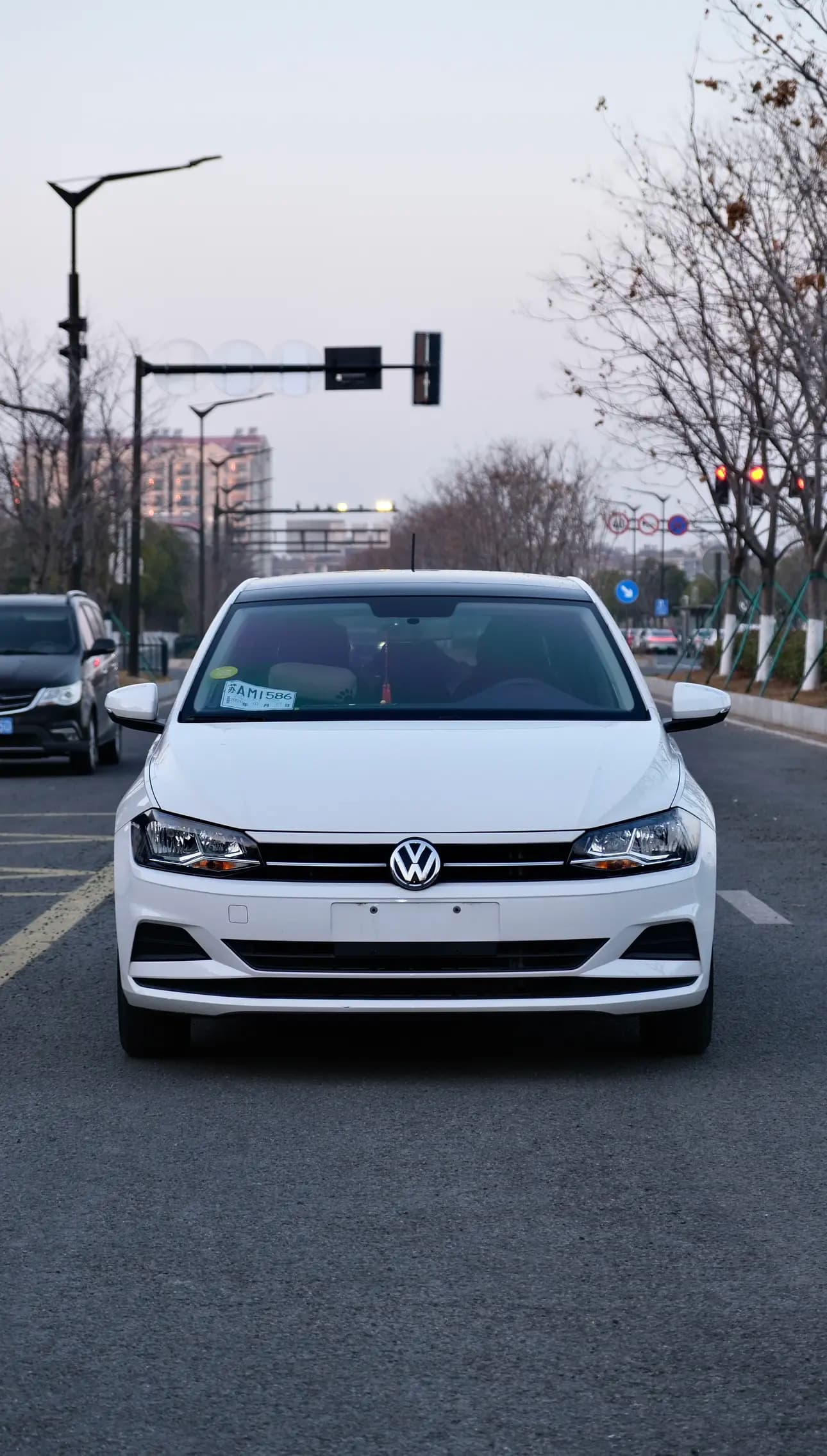 Volkswagen Polo 2021 г. 32043 км. — фото 2