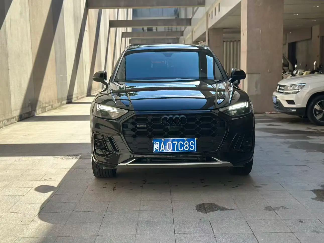 Audi Q5L 2025 г. 30075 км. — фото 2