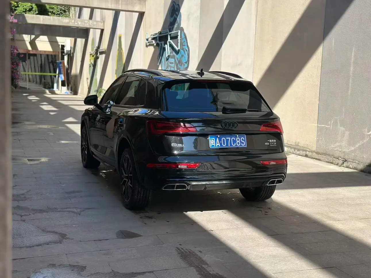 Audi Q5L 2025 г. 30075 км. — фото 4