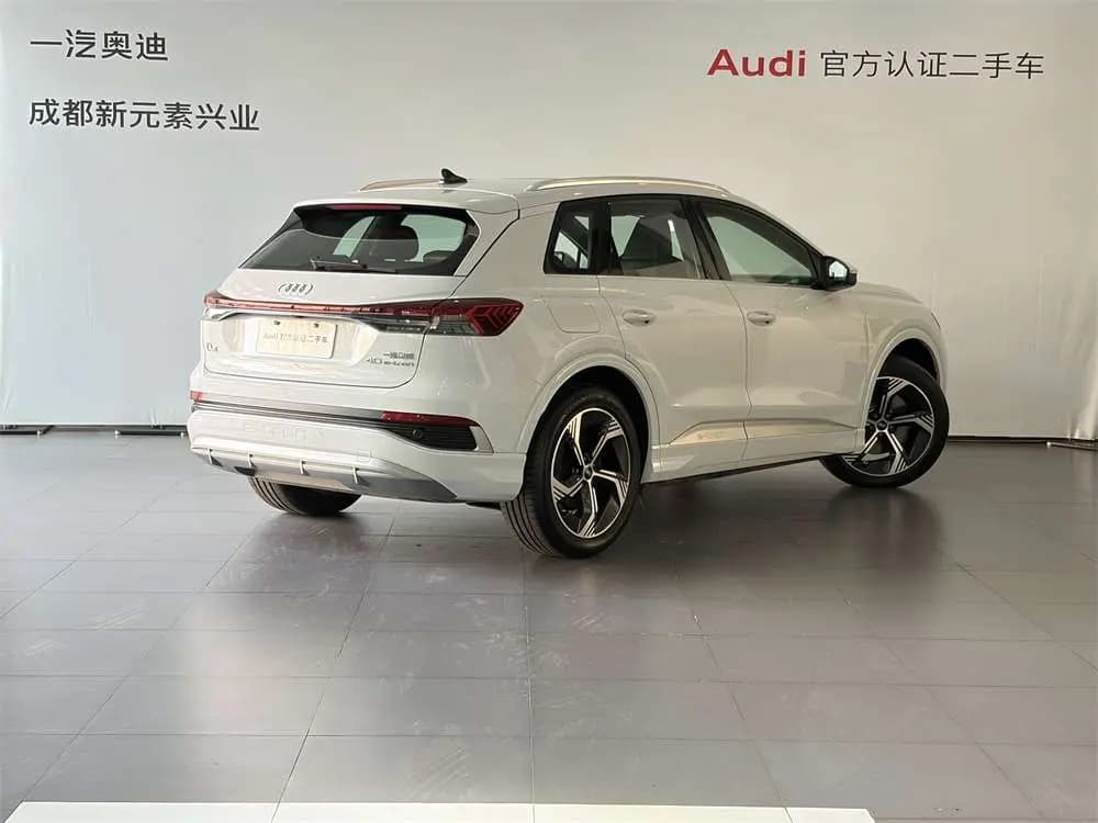 Audi Q4 e-tron 2024 г. 10779 км. — фото 3