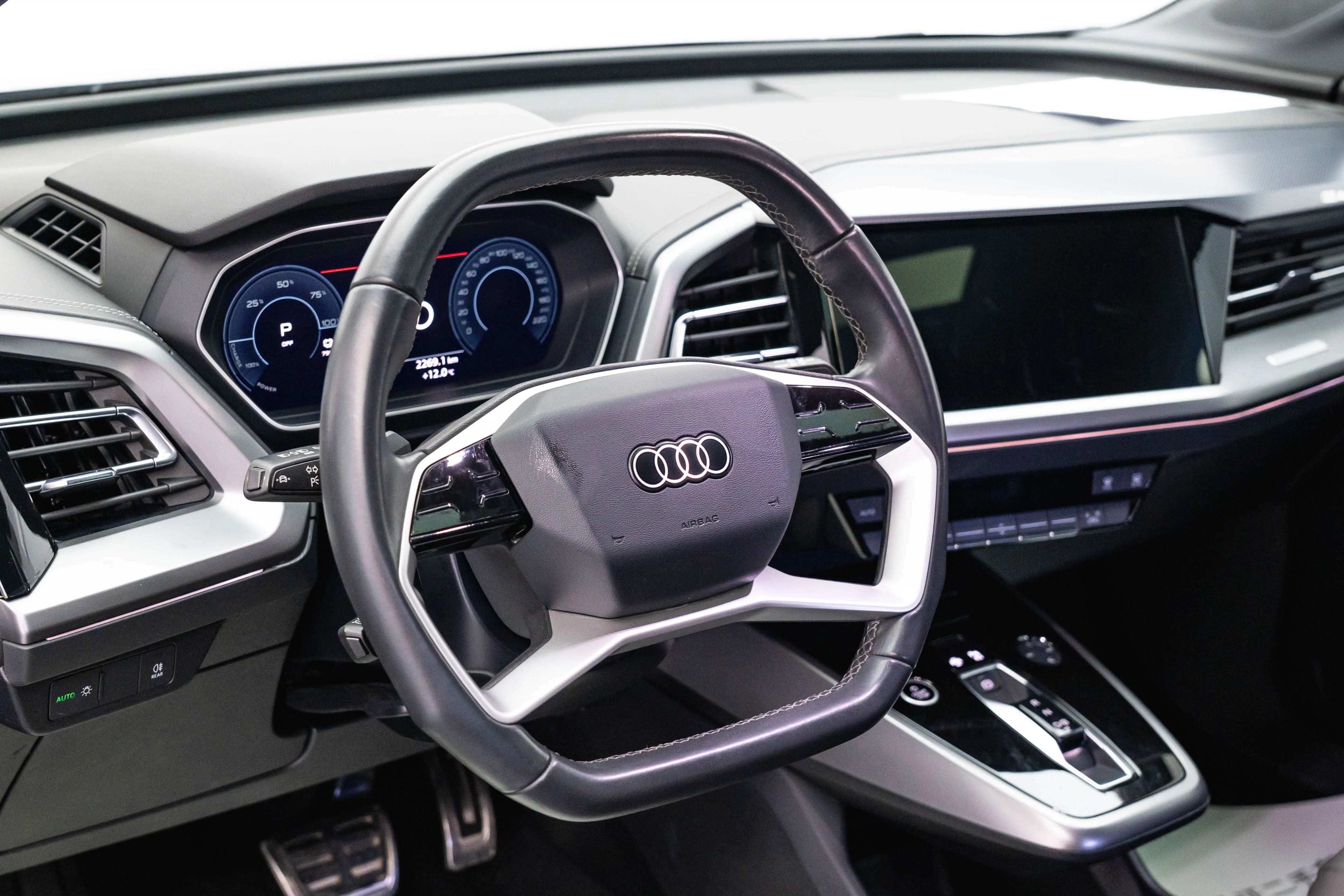 Audi Q4 e-tron 2023 г. 50072 км. — фото 15