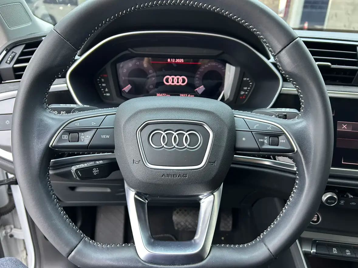 Audi Q3 2021 г. 36003 км. — фото 15